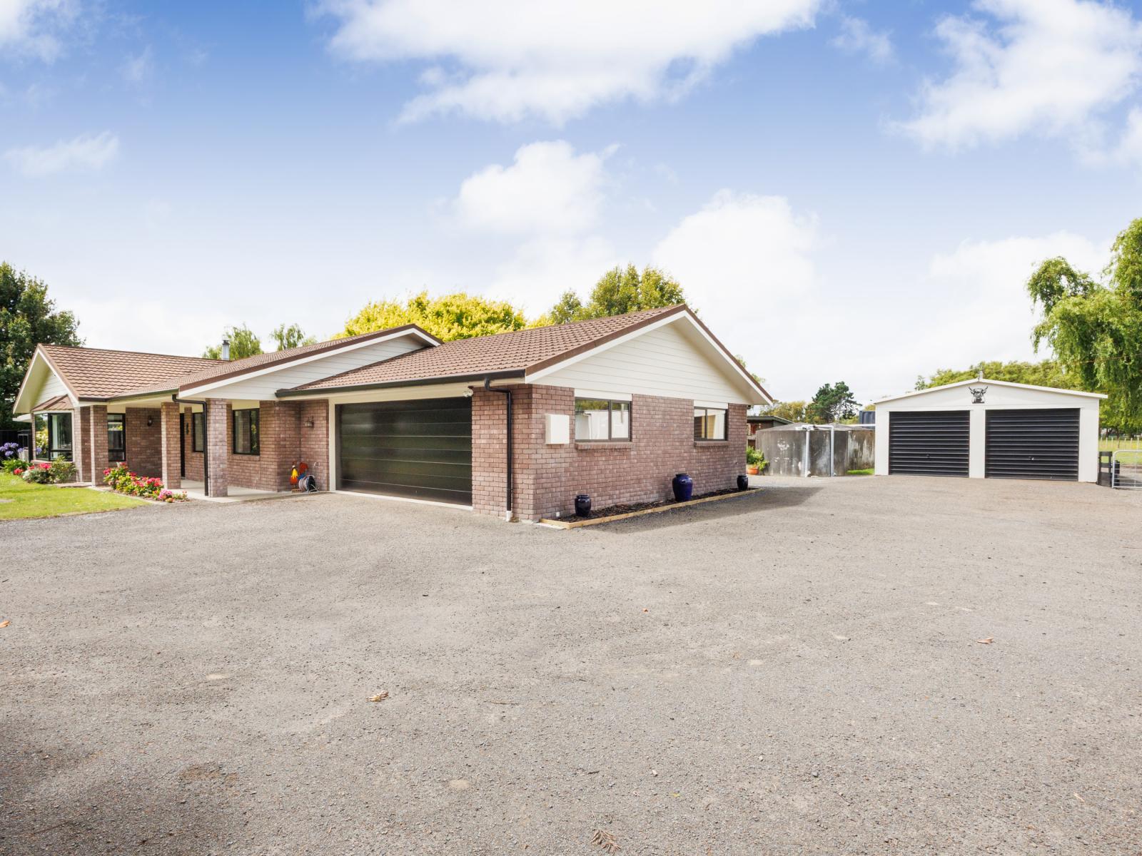 512 Milson Line, Newbury