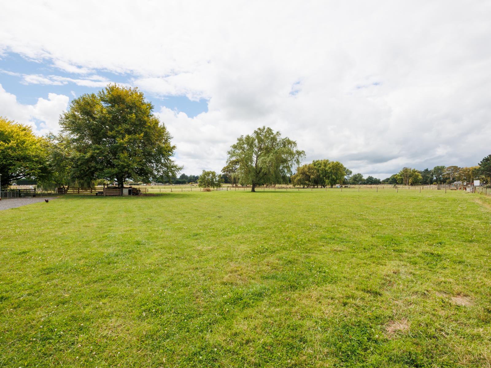 512 Milson Line, Newbury