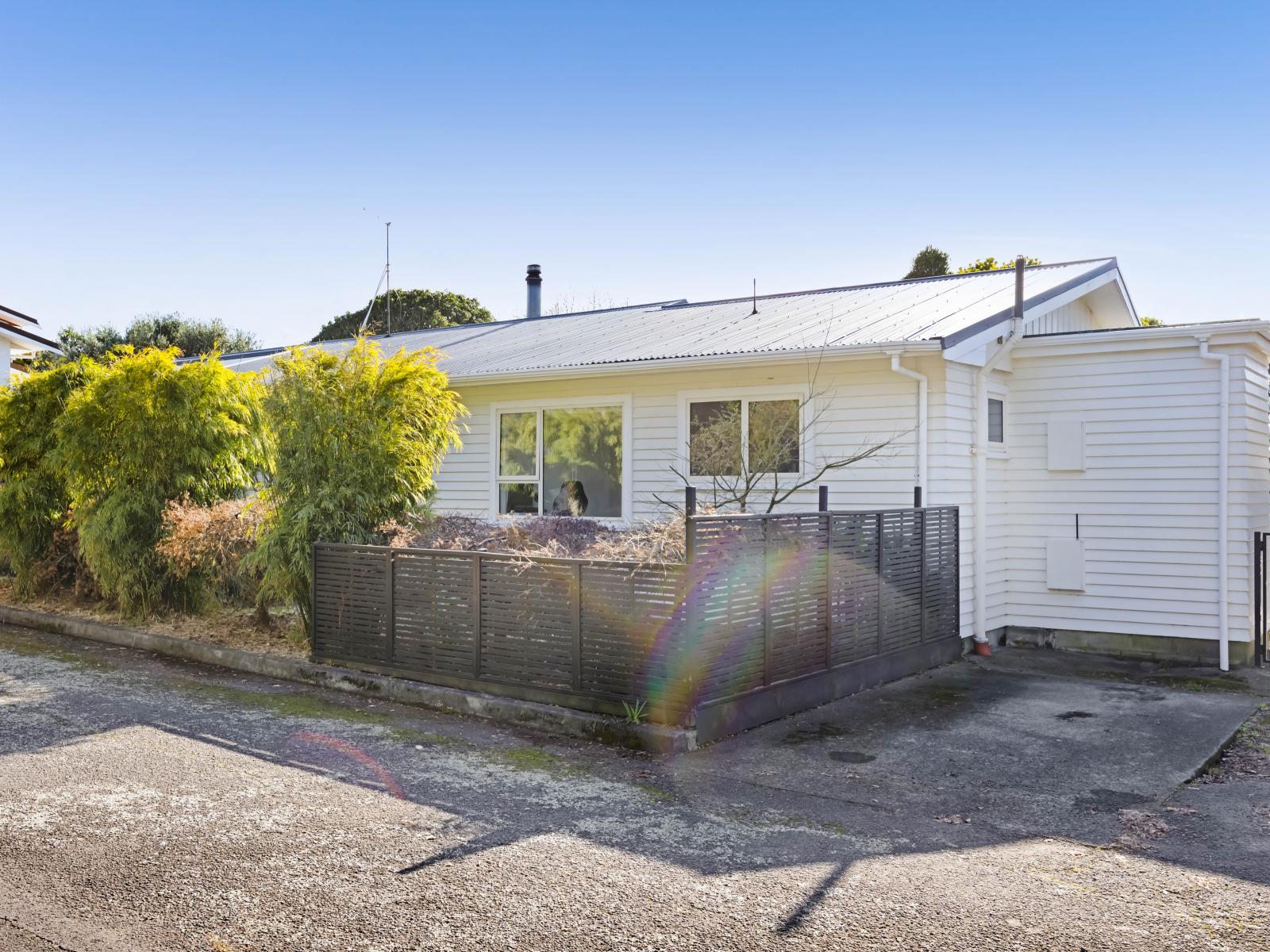 27A Montana Place, Merrilands