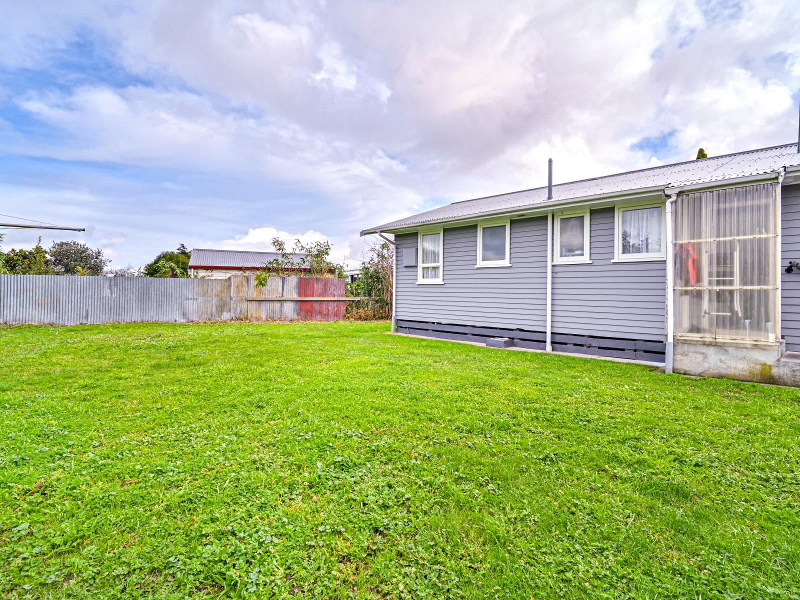 12 Liverpool Crescent, Flaxmere
