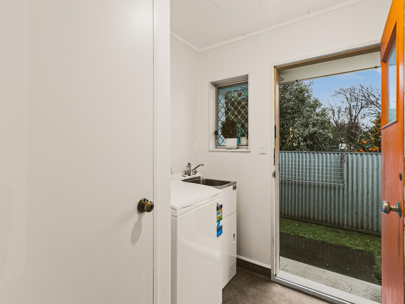 3/805 Heretaunga Street East, Parkvale