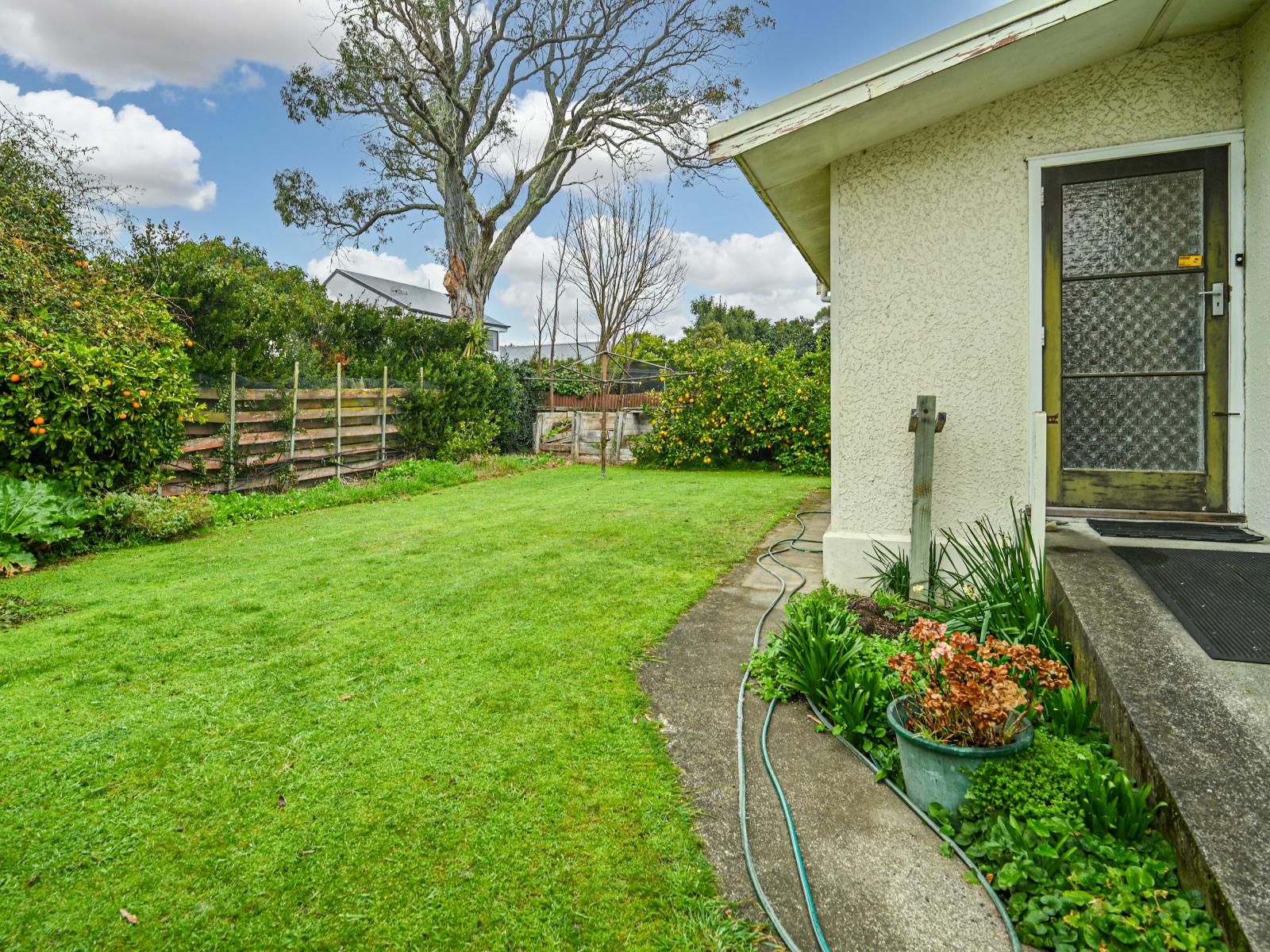Unit 6, 37 Middle Road, Havelock North