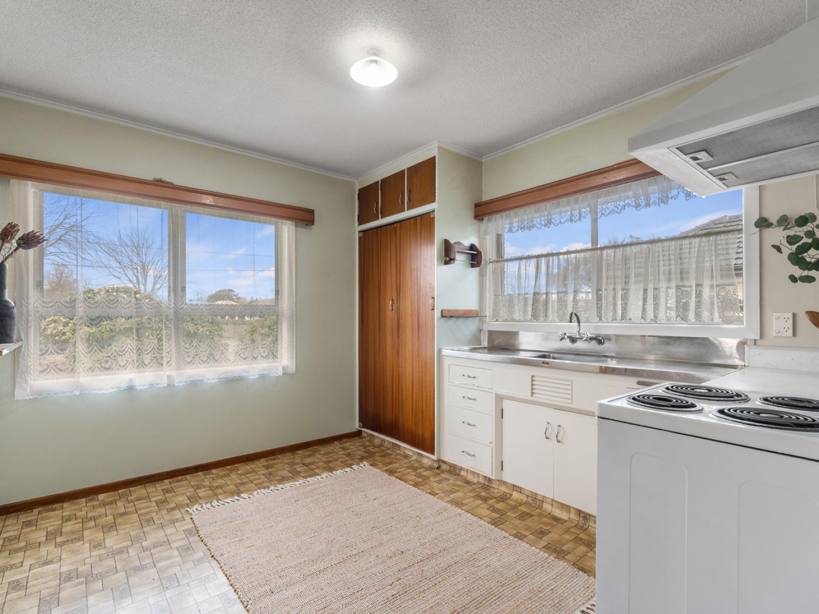 1051 Heaphy Terrace, Fairfield