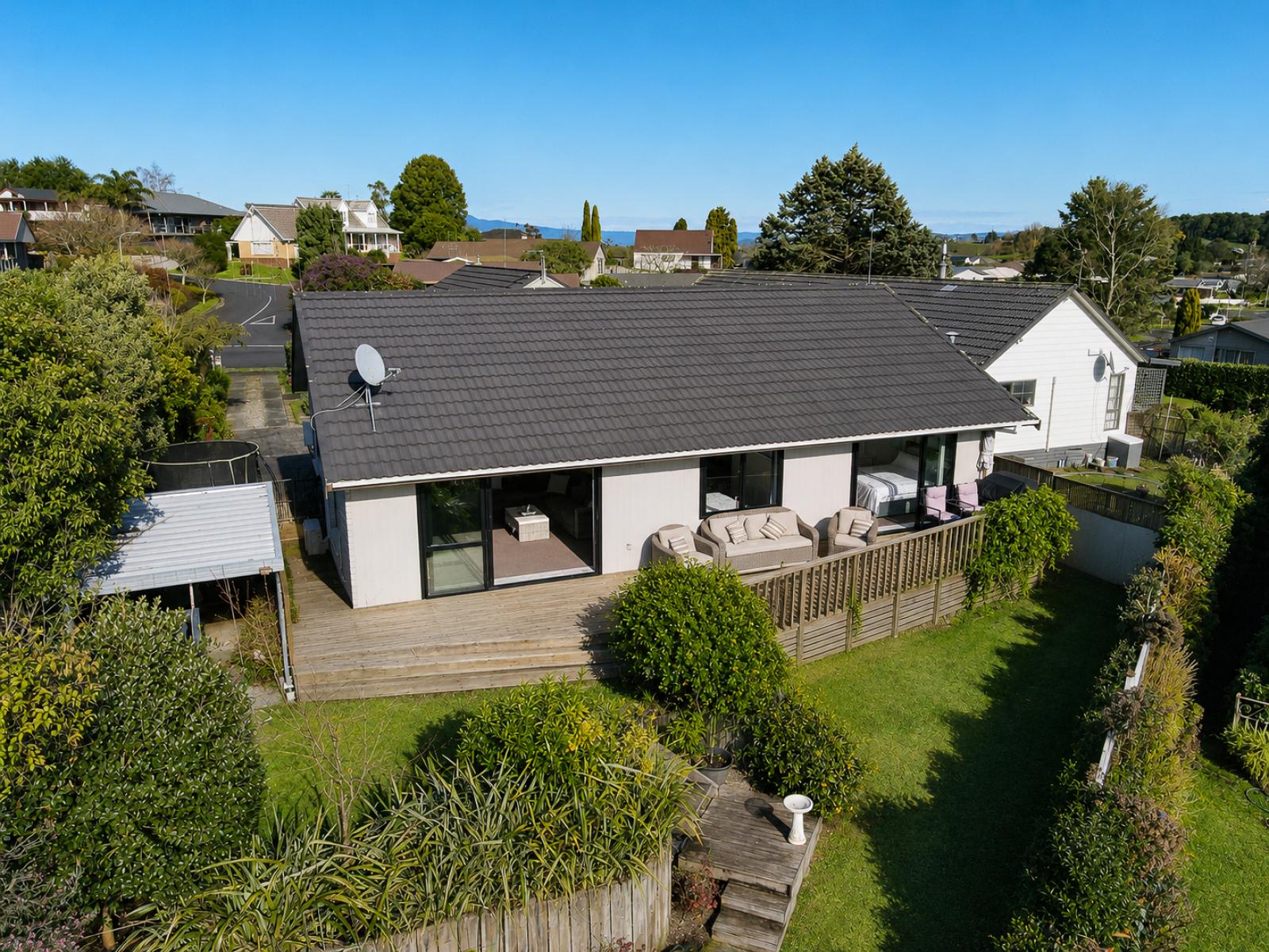 52B Amanda Avenue, Dinsdale