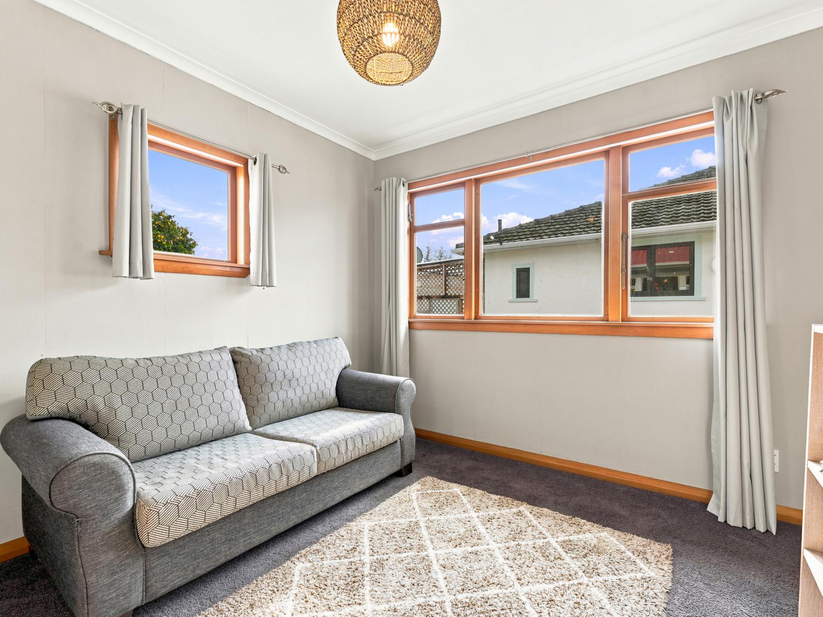 17 Tinirau Street, Whanganui East