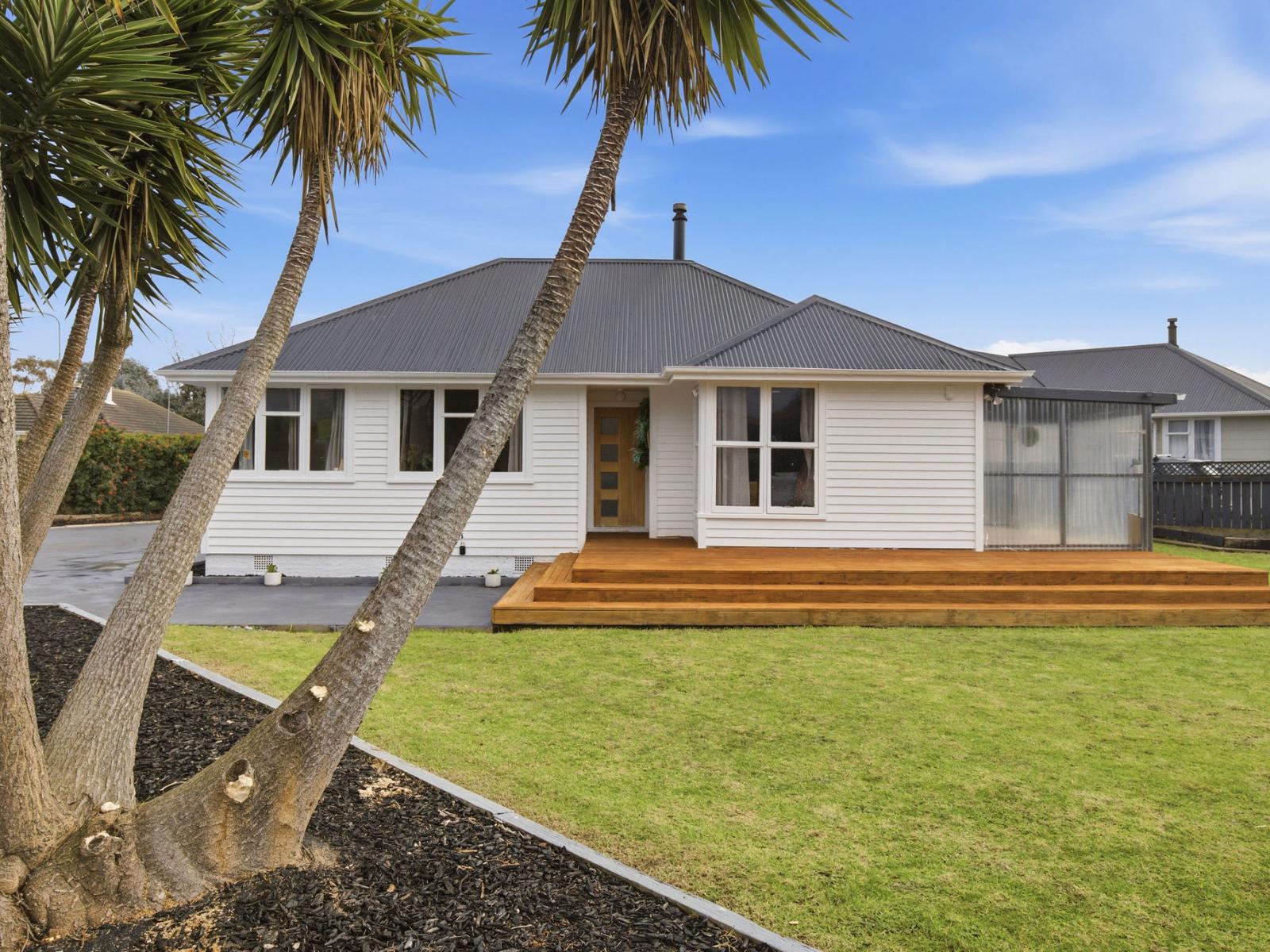 97 Carlton Avenue, Tawhero