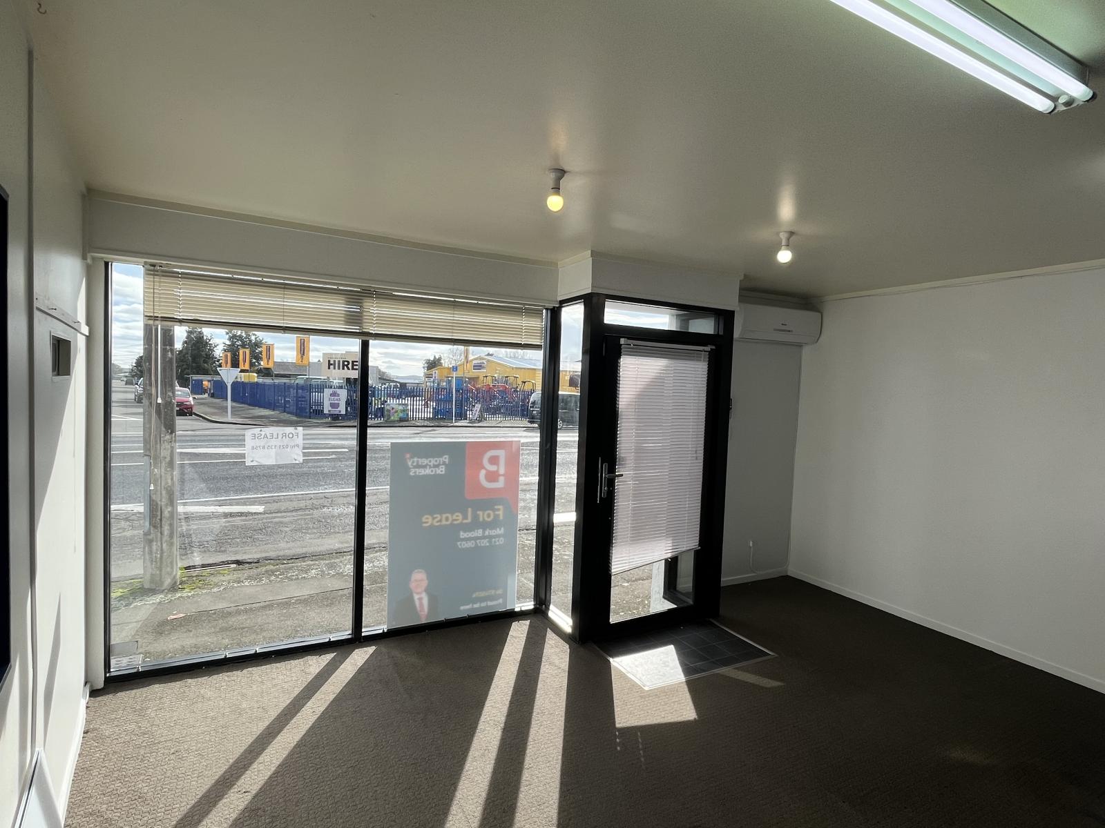 78 Oxford Street, Levin