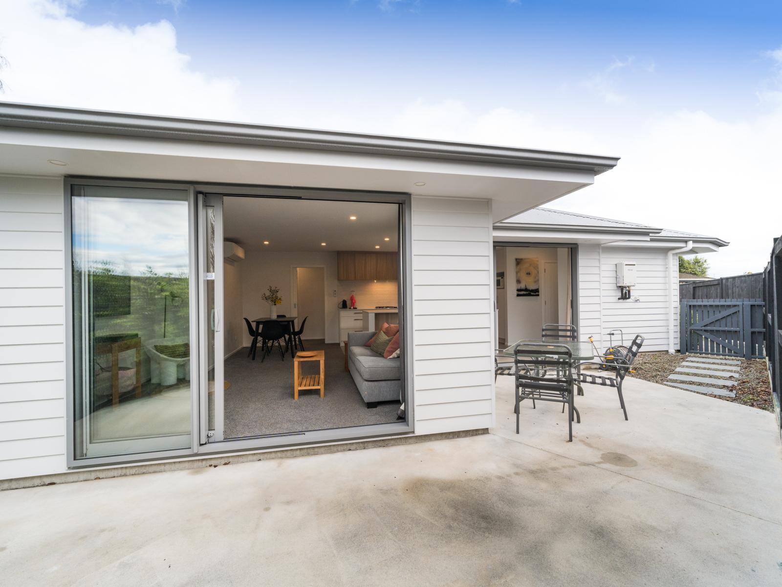 49B Escort Grove, Awapuni