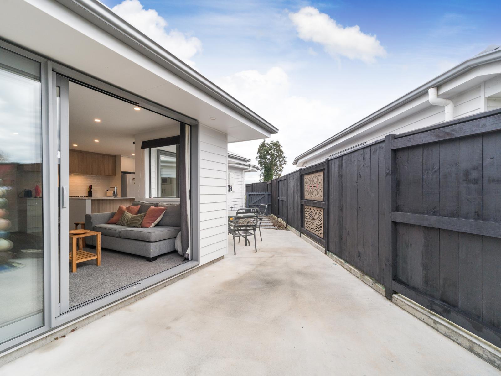 49B Escort Grove, Awapuni