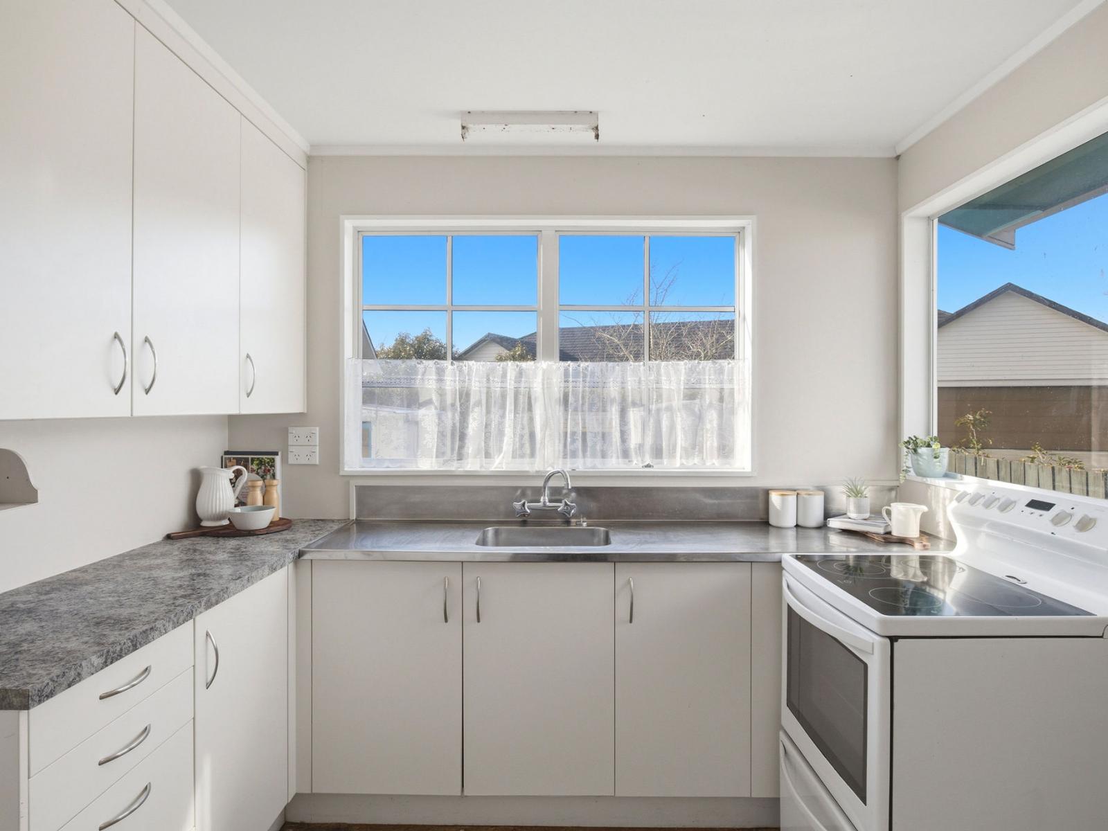 14B Devon Road, Springvale