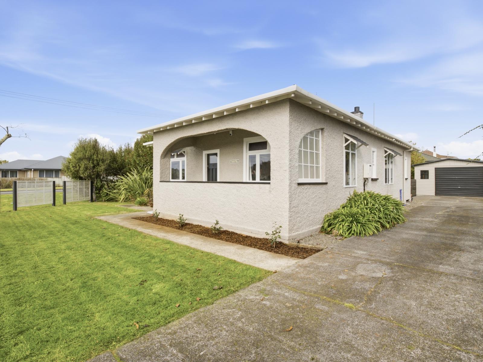 47 Lincoln Road, Springvale