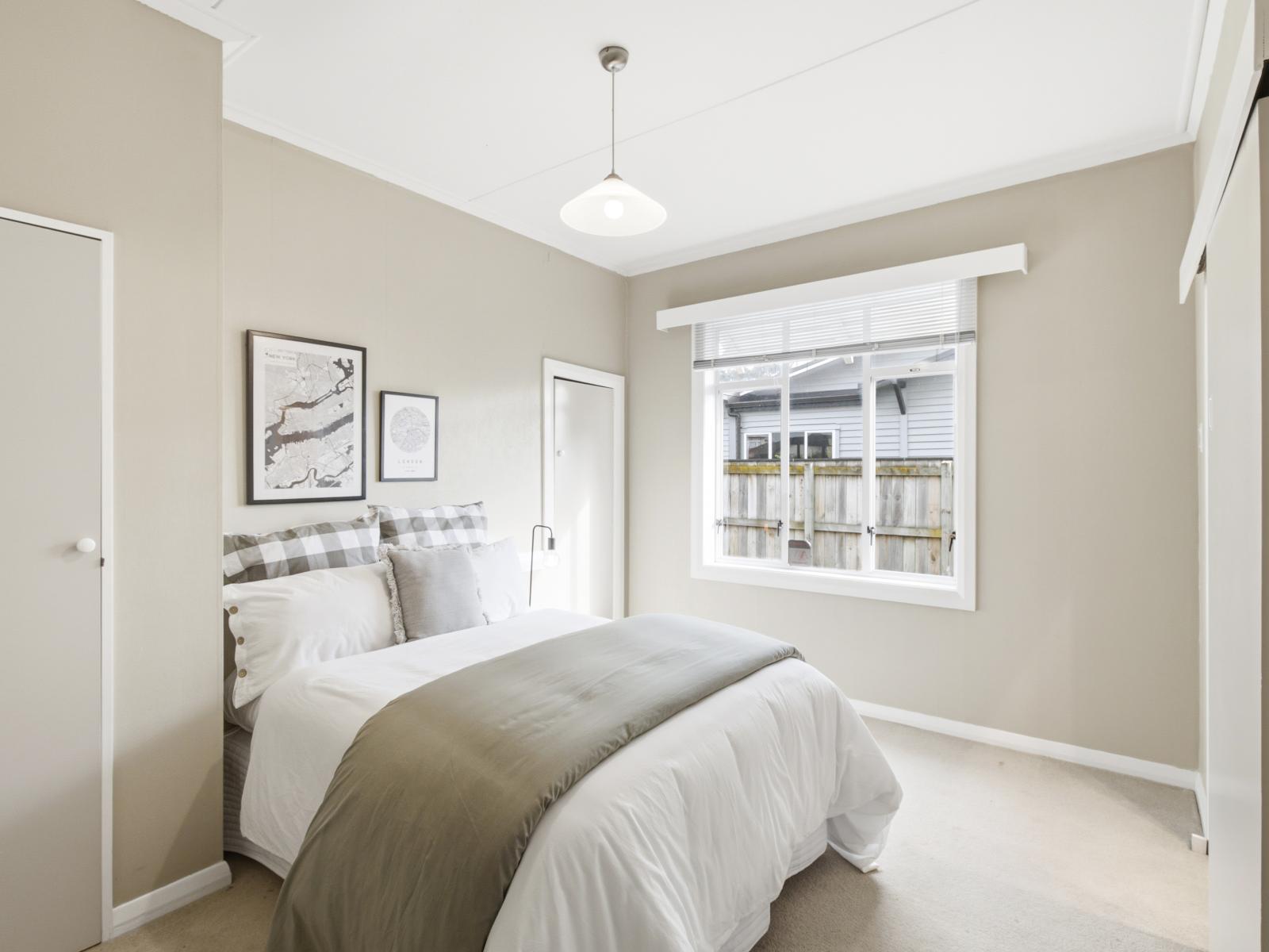 47 Lincoln Road, Springvale