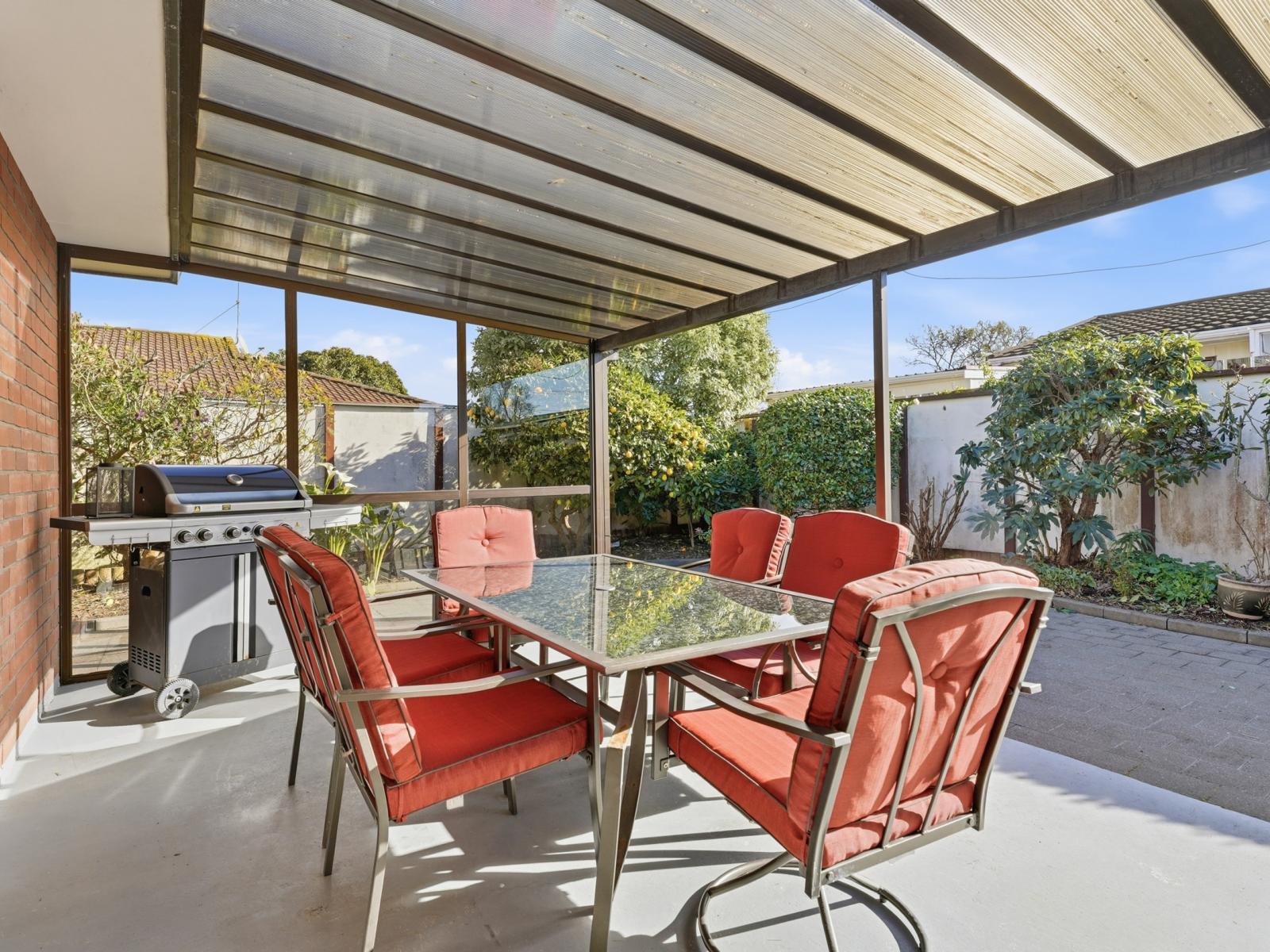 2 Warwick Place, Springvale
