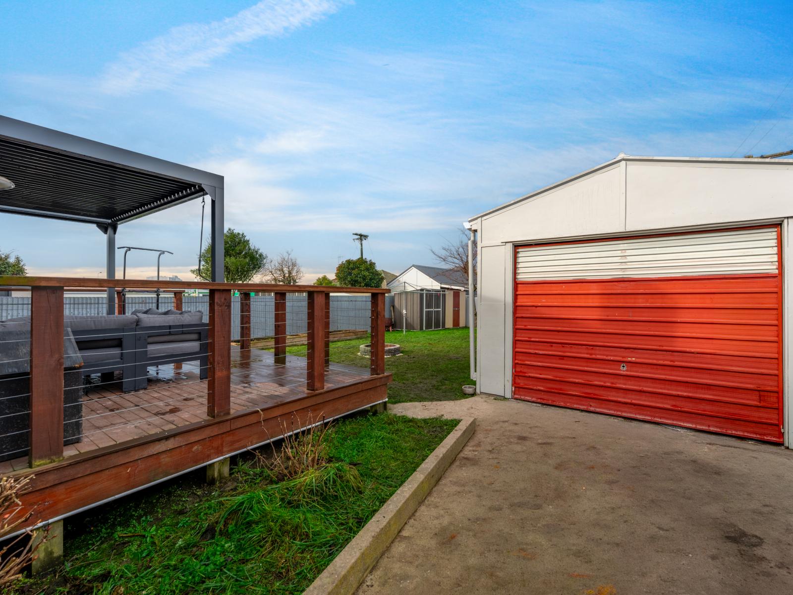 12 Grants Road, Marchwiel