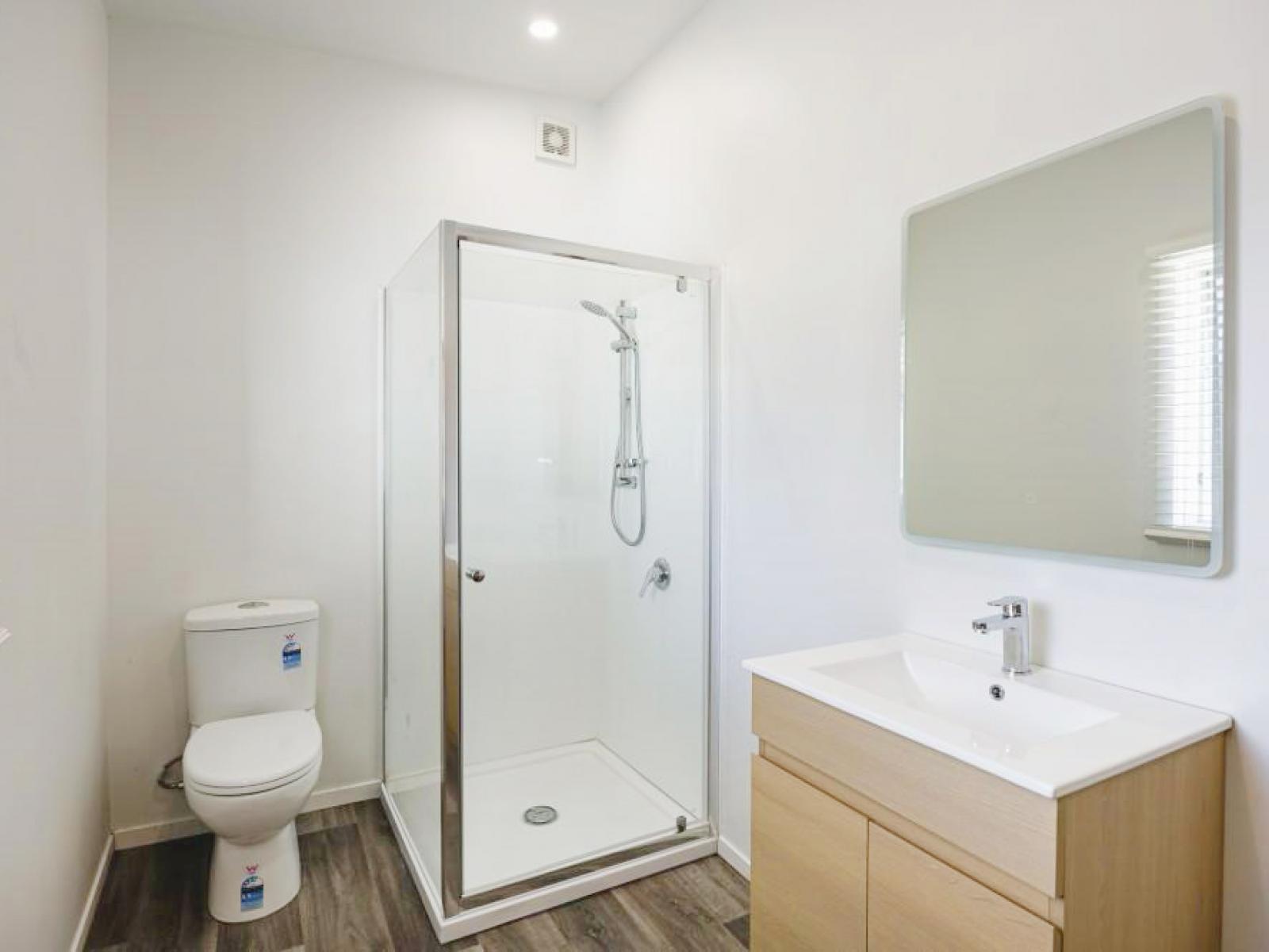 706A Williams Street, Mahora