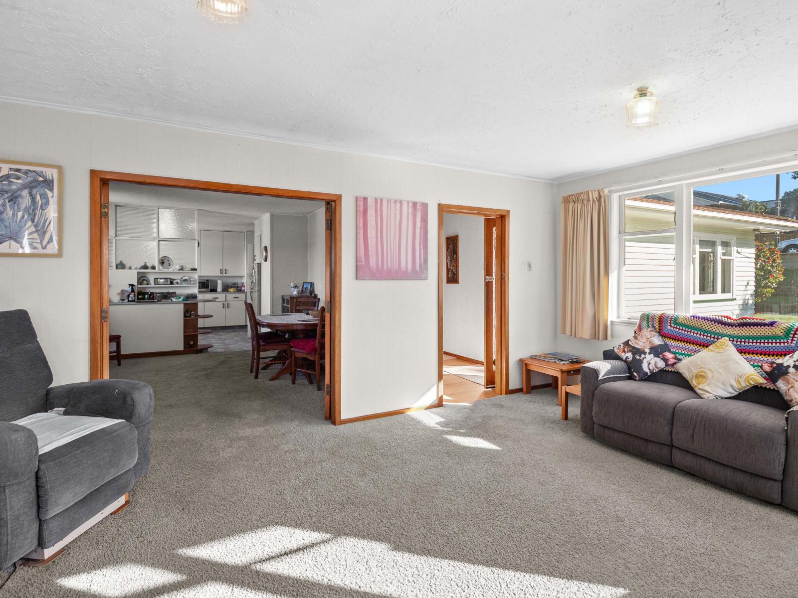 99 Clawton Street, Westown