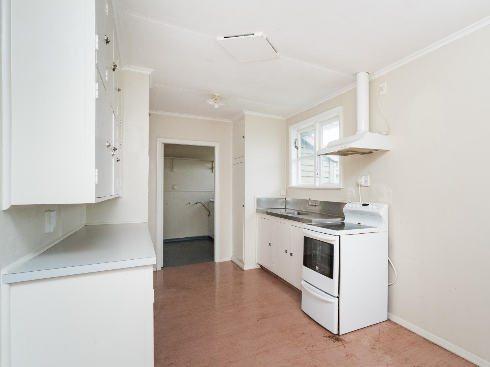 4 Thames Street, Roslyn