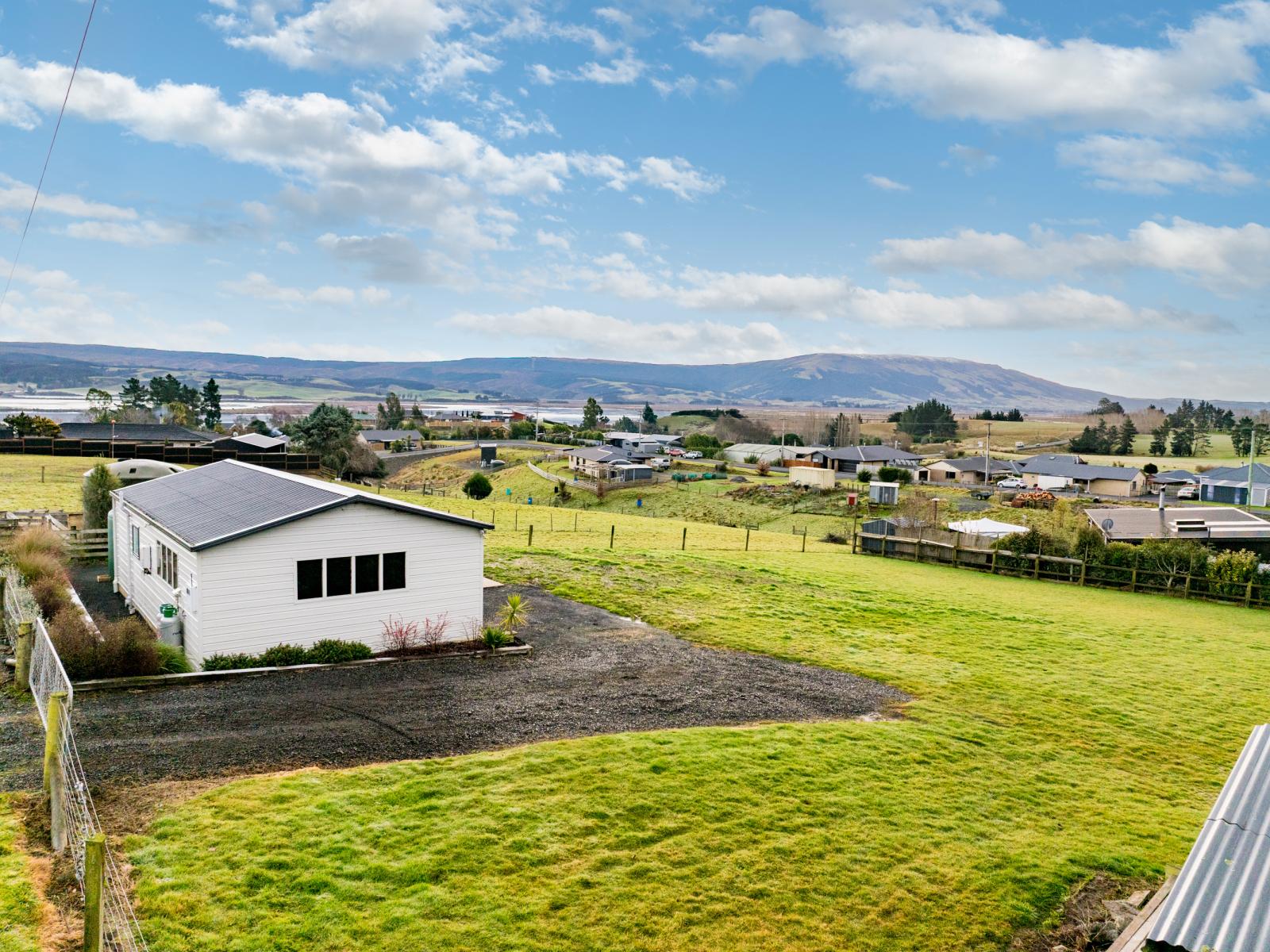 28 Lakeview Street, Waihola