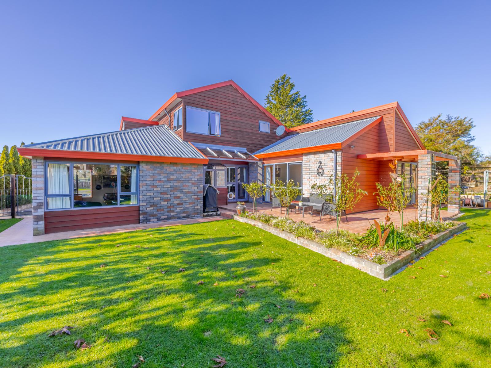 8 Willow Grove, Waipukurau