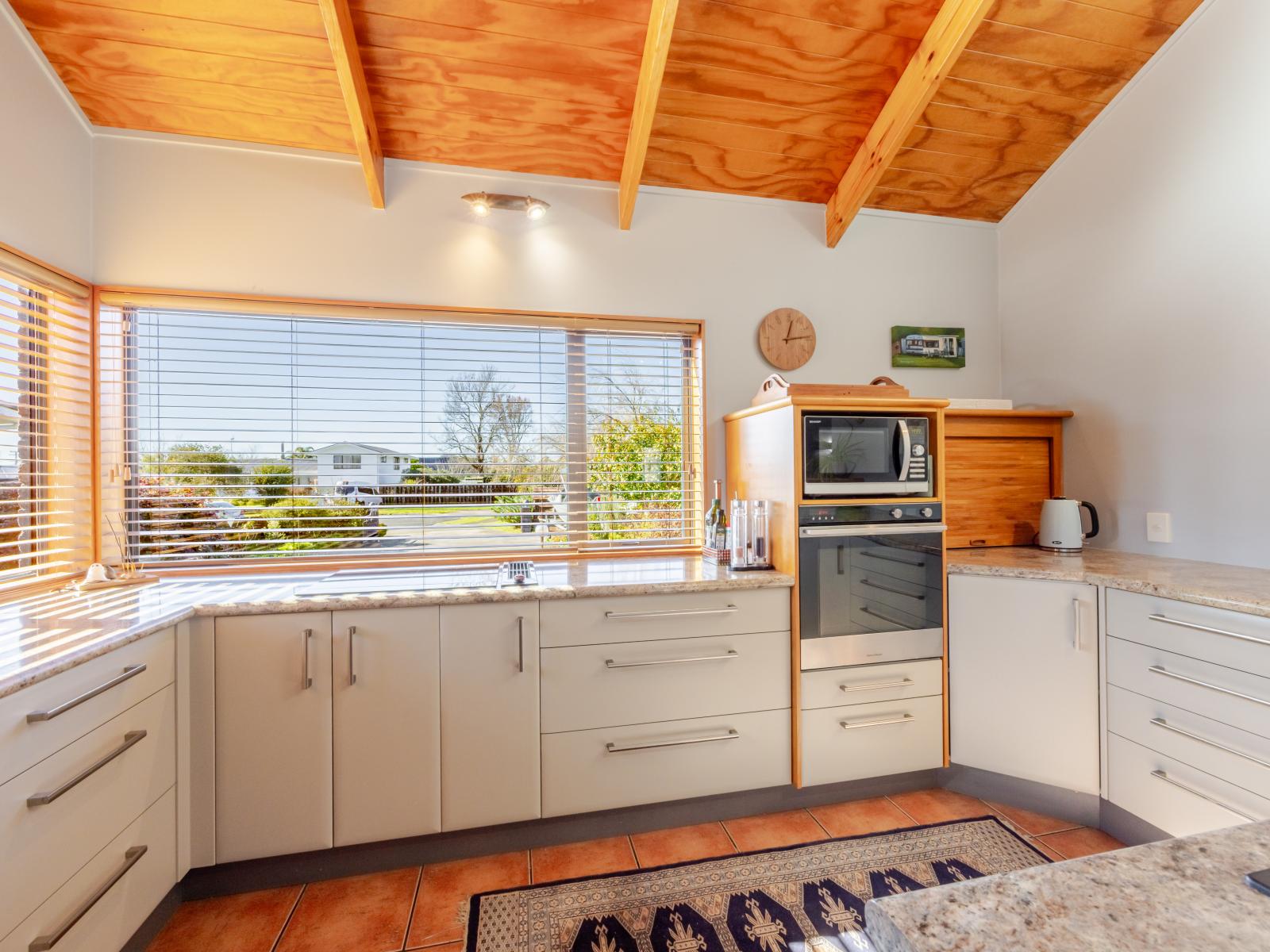 8 Willow Grove, Waipukurau