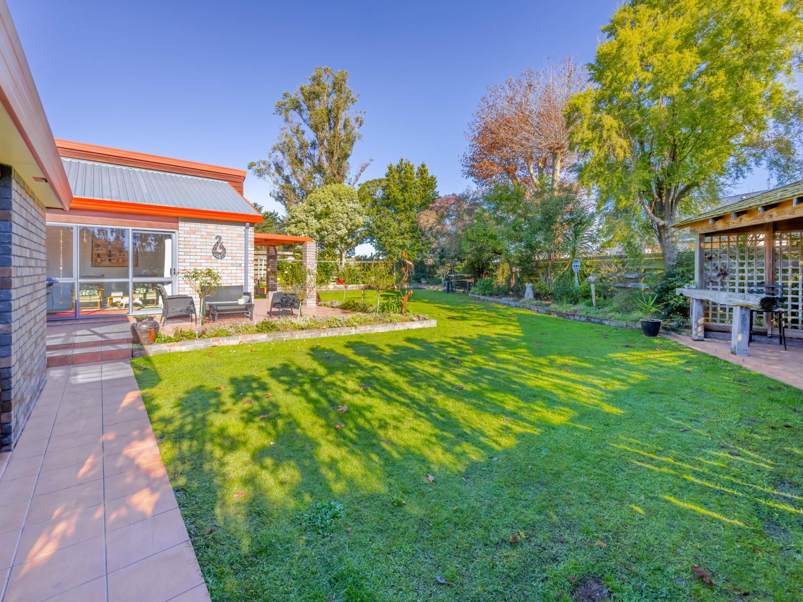 8 Willow Grove, Waipukurau