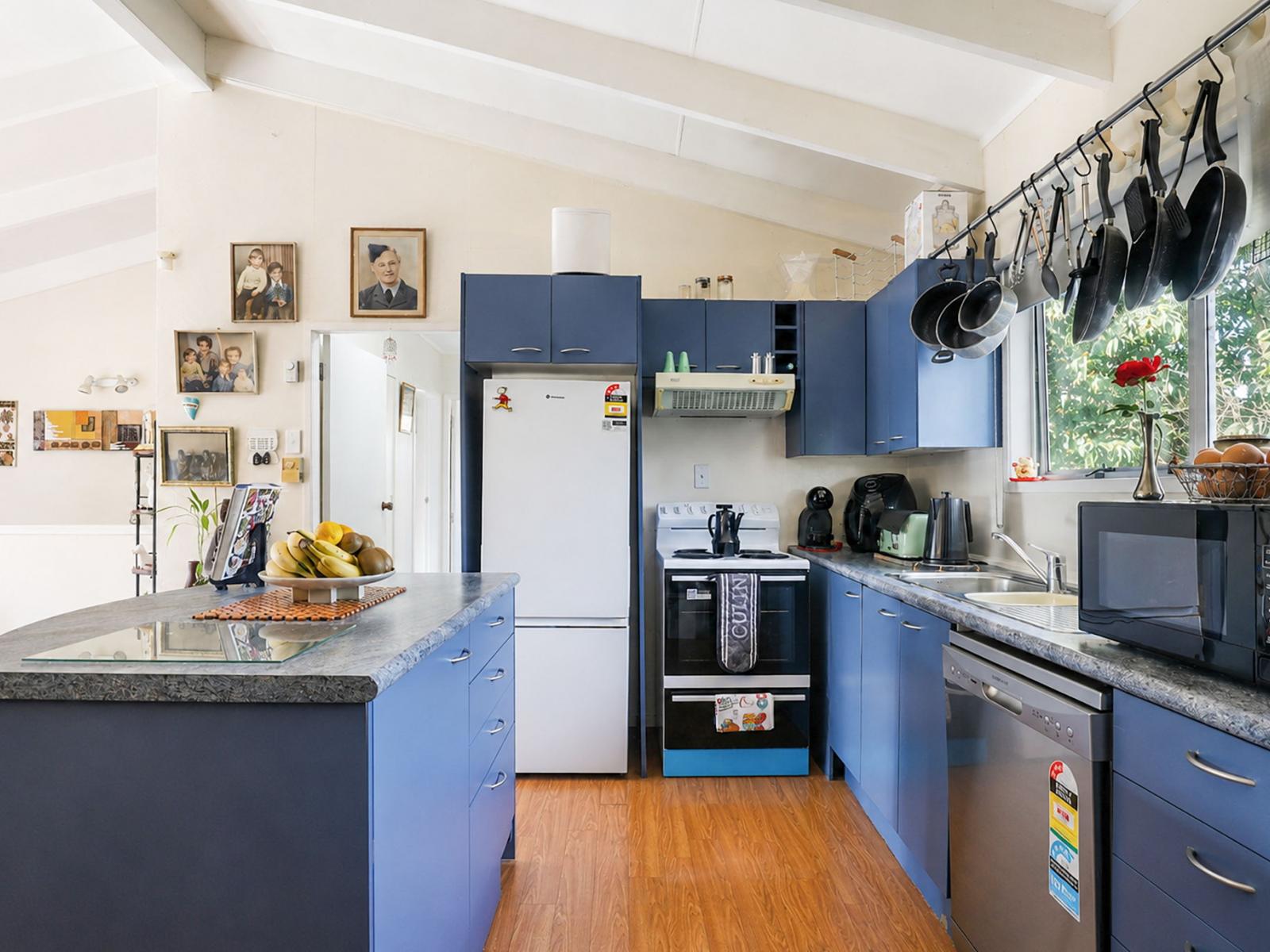 96B Grand Vue Road, Kawaha Point