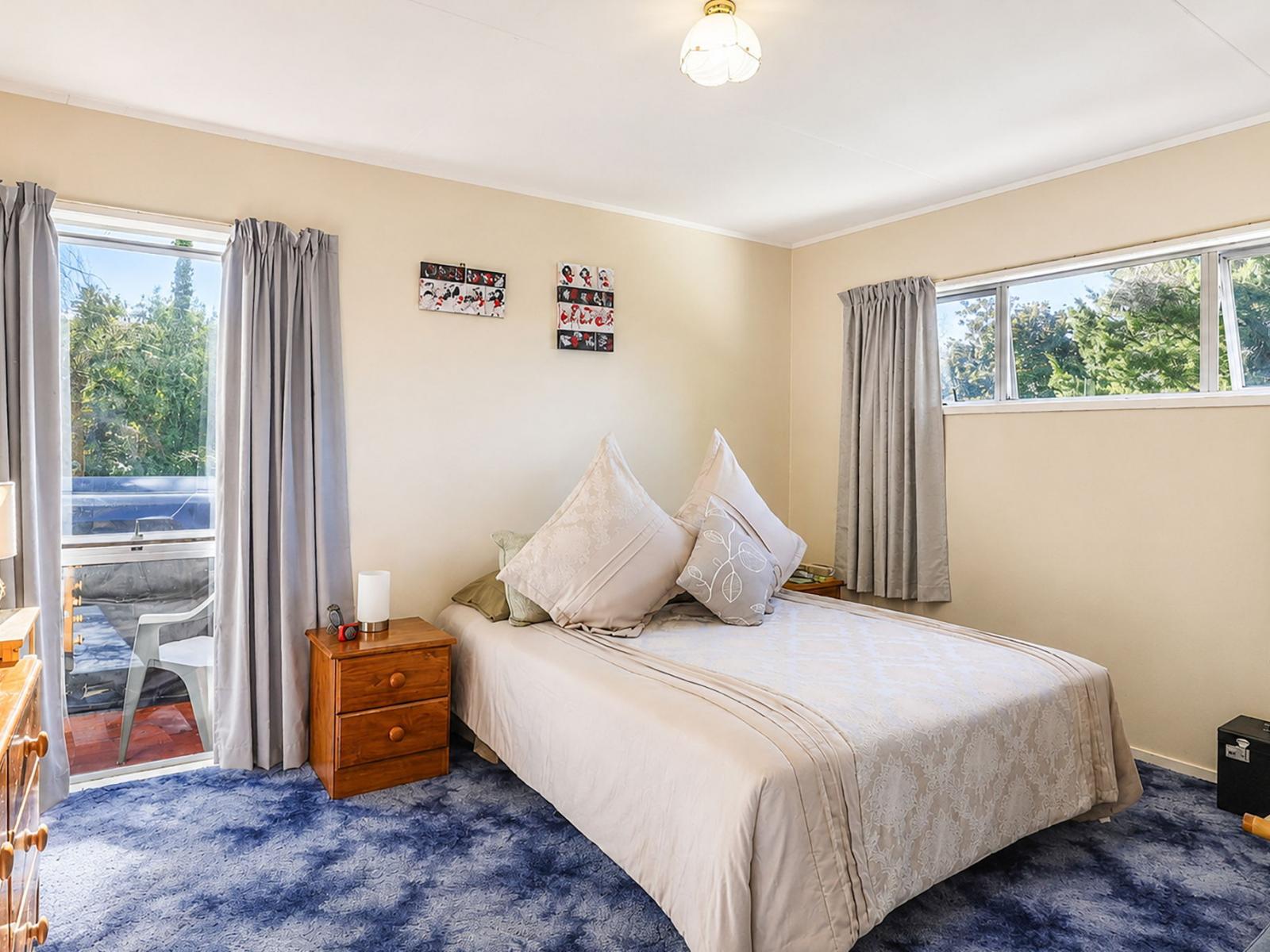 96B Grand Vue Road, Kawaha Point