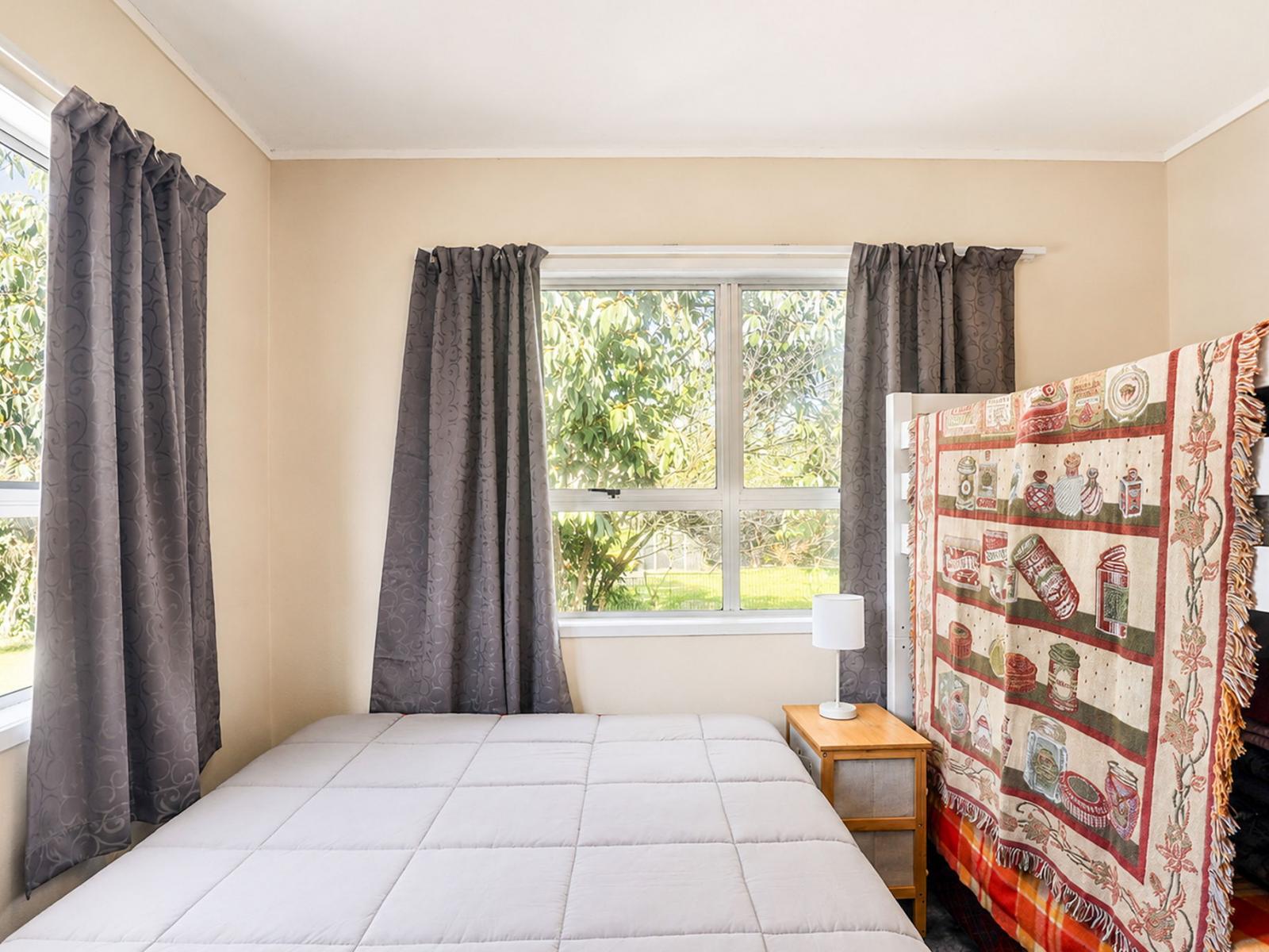 96B Grand Vue Road, Kawaha Point