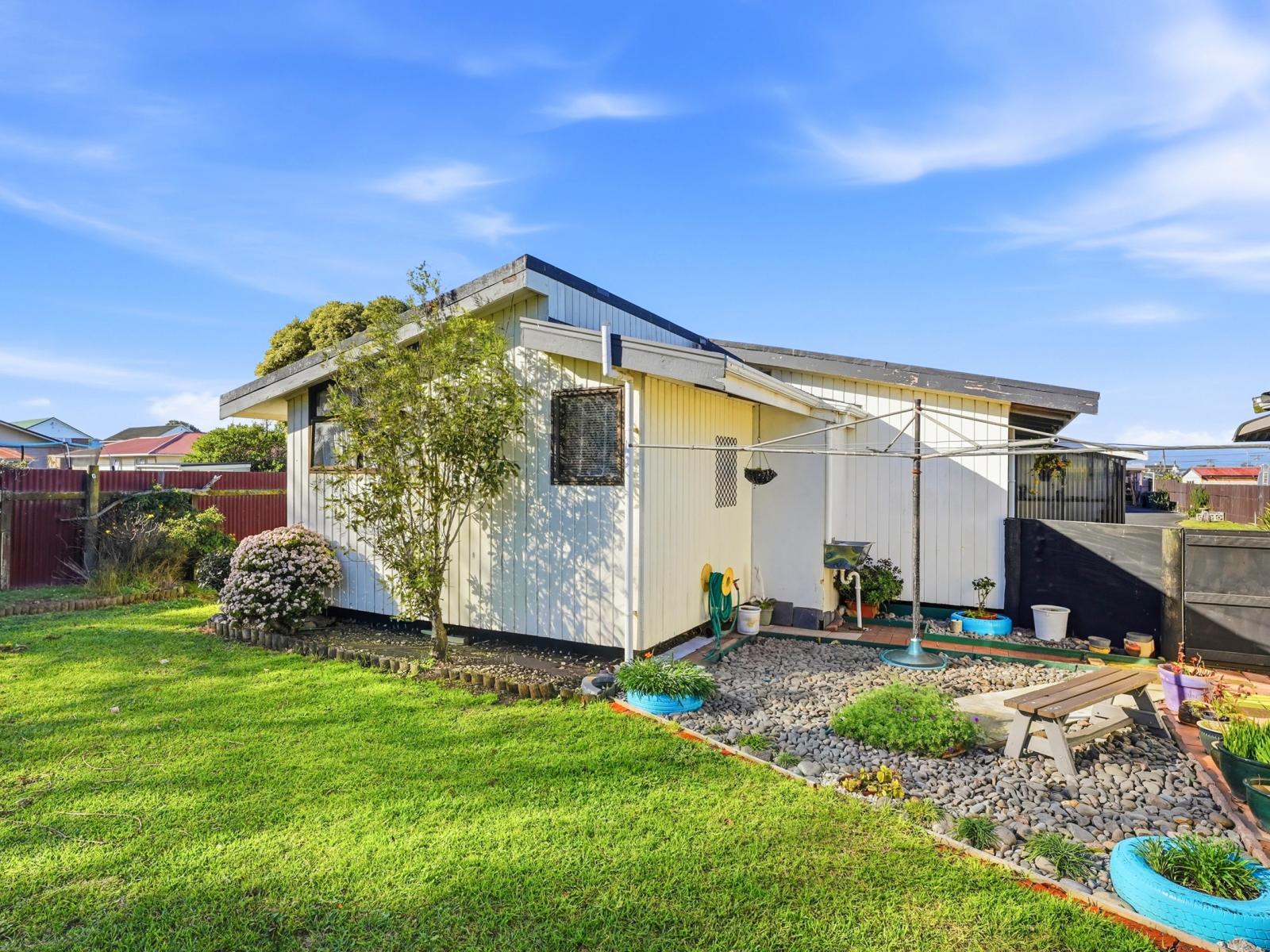 33 Tongariro Street, Castlecliff
