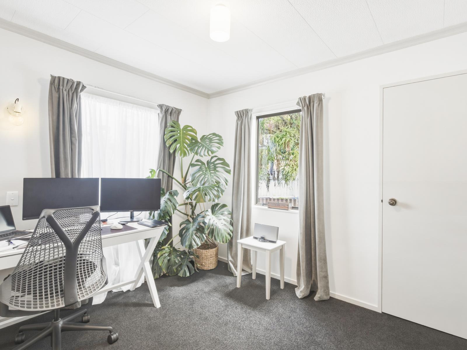 8A Church Place, Whanganui Central