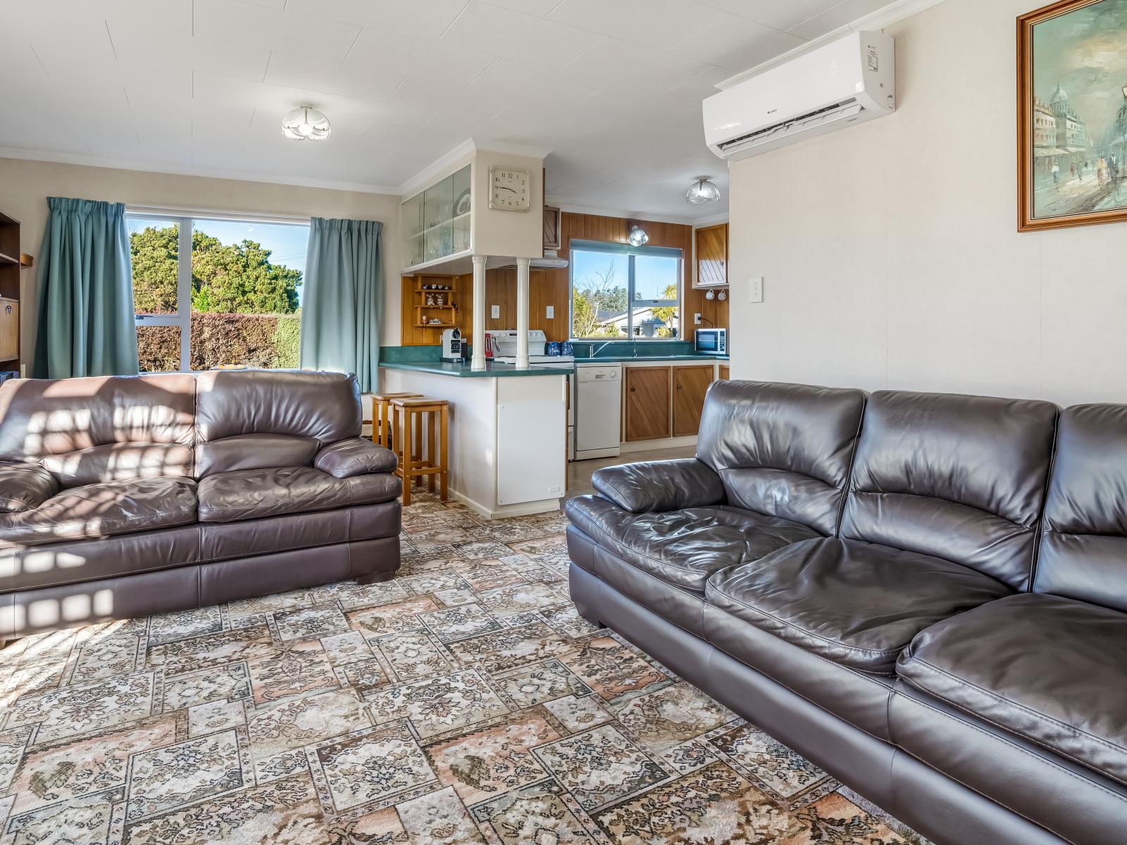 56 Dejoux Road, Winton