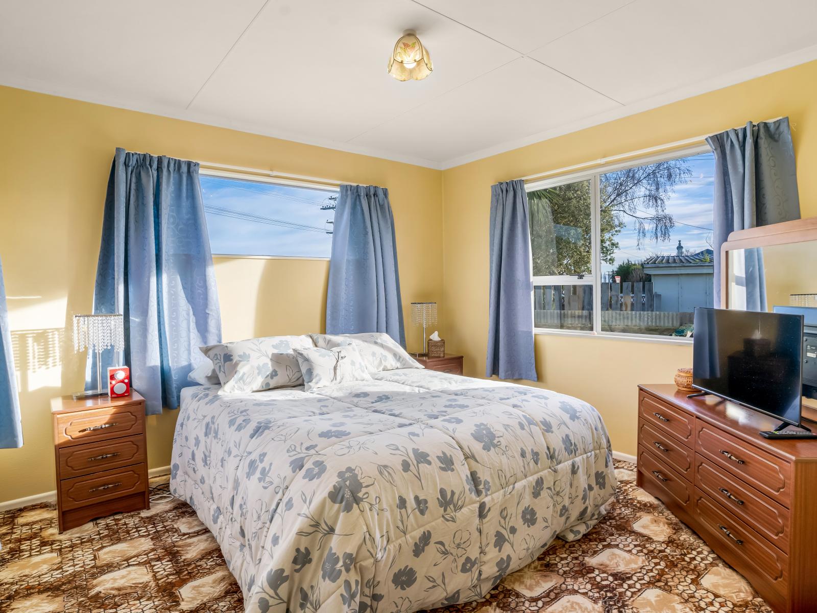 56 Dejoux Road, Winton