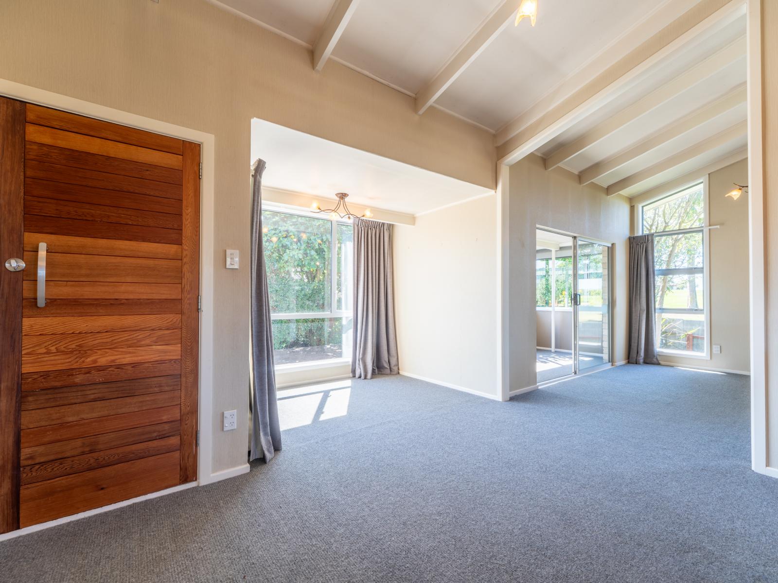 65 Mountain View Road, Glenwood
