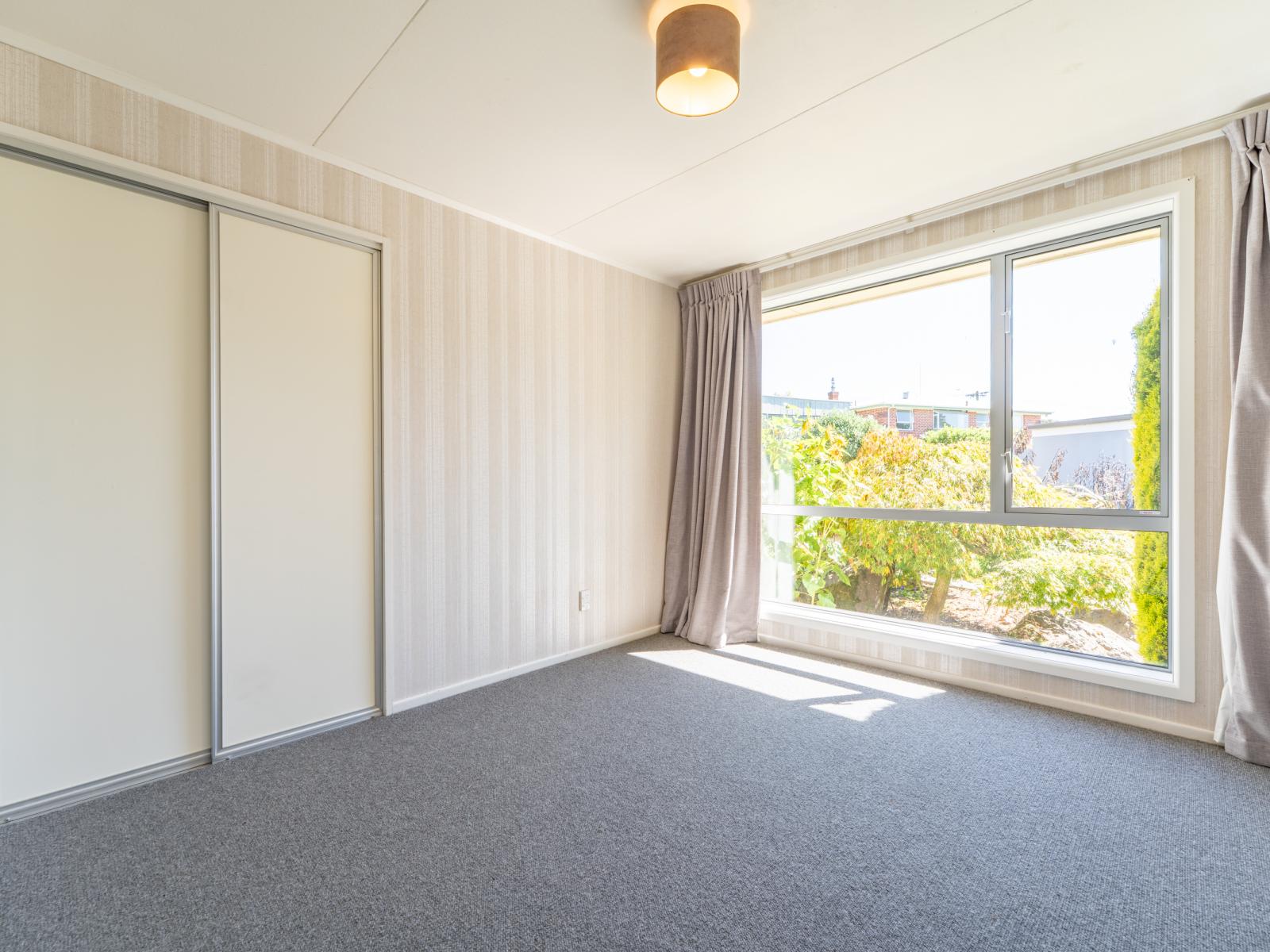65 Mountain View Road, Glenwood