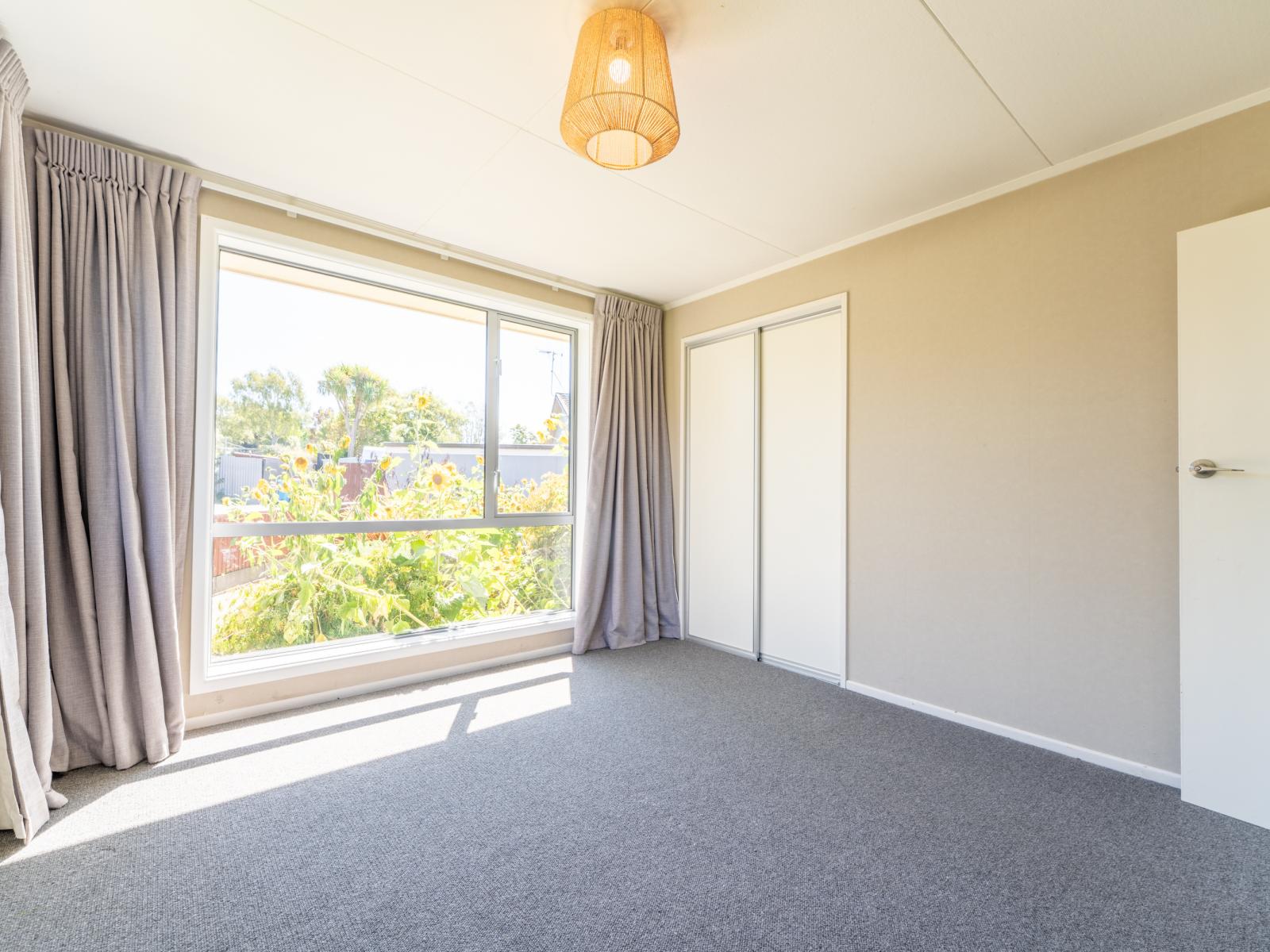 65 Mountain View Road, Glenwood