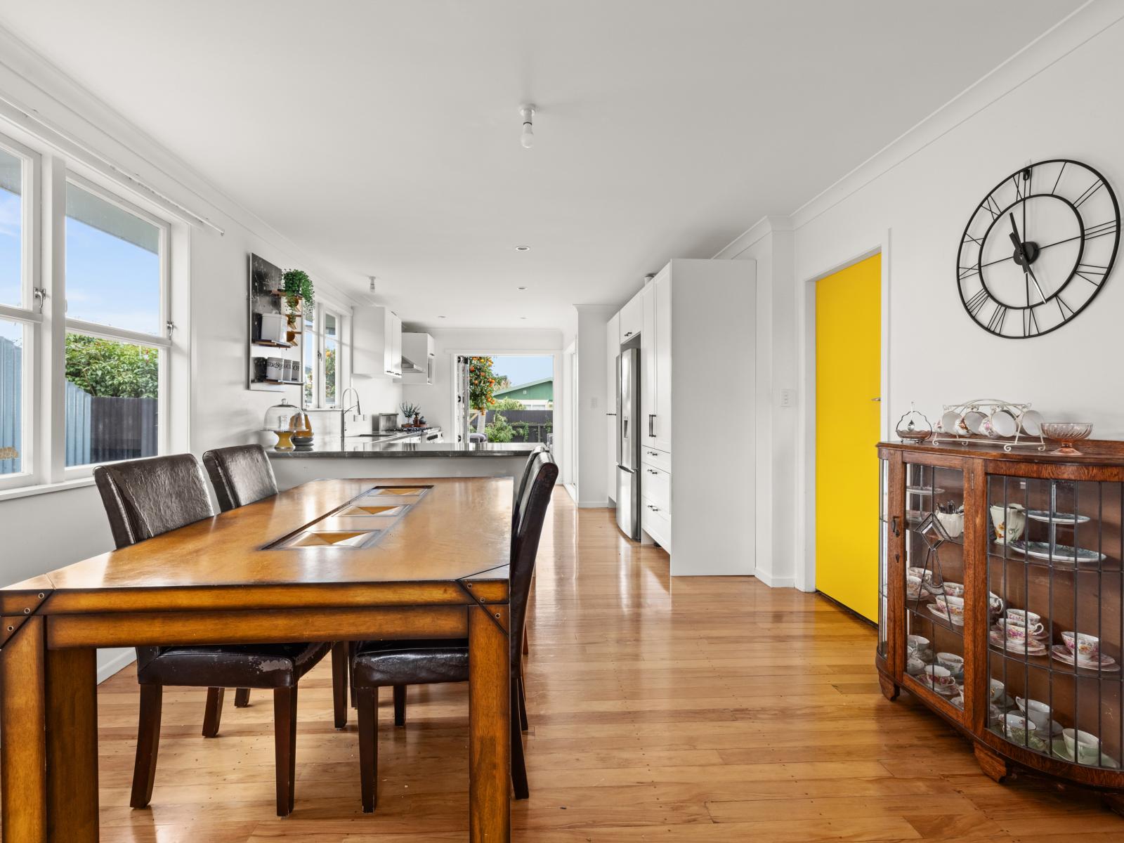 36 Allen Berry Avenue, Pirimai