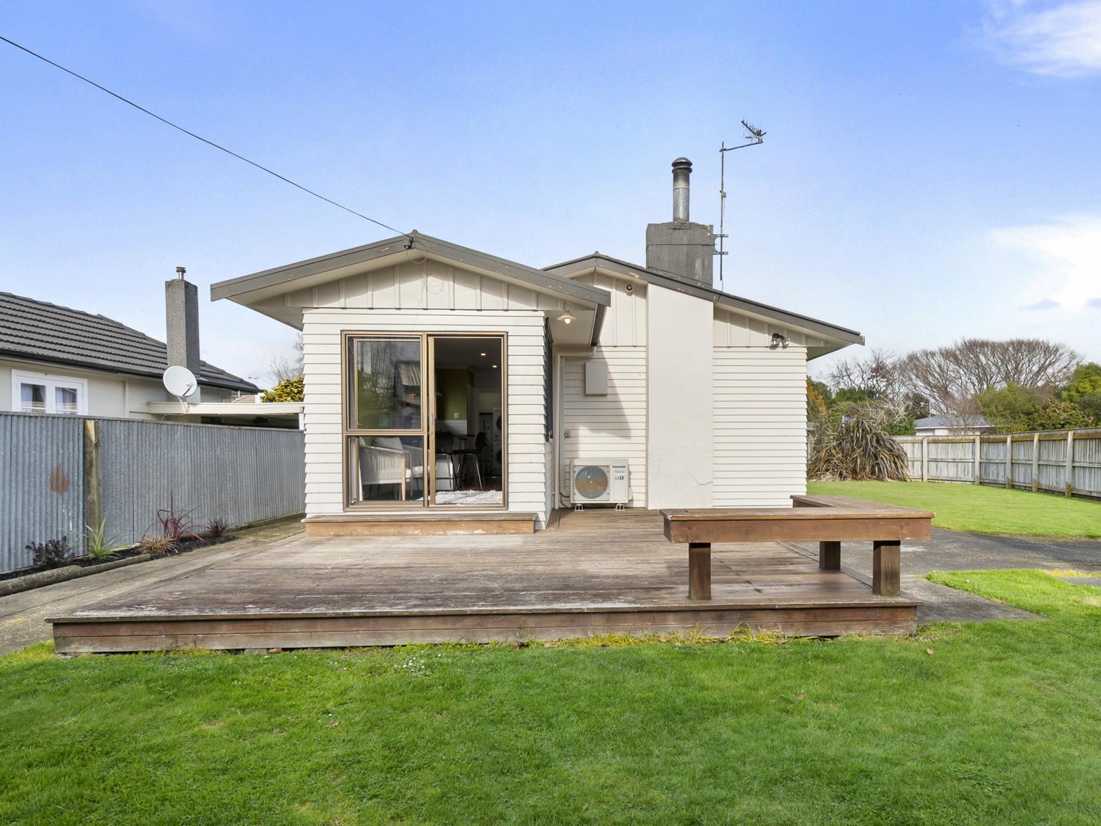 2 Croxley Place, Terrace End