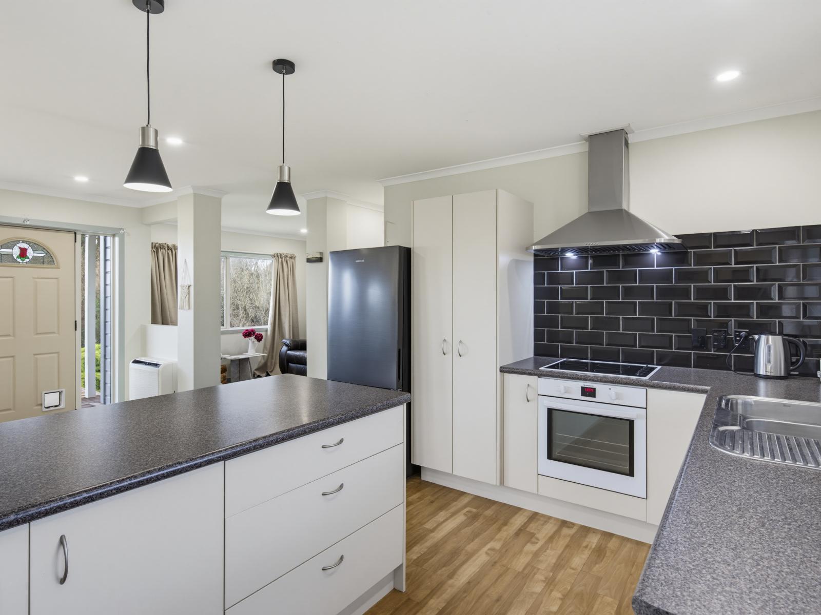 87 Te Whanga Road, Levin