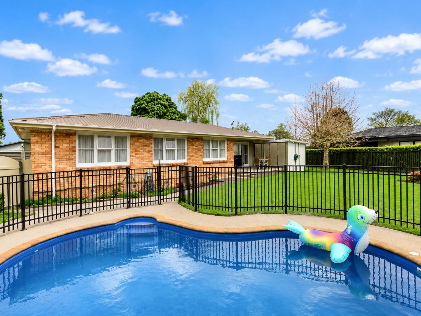 48 Sandwich Road, Saint Andrews