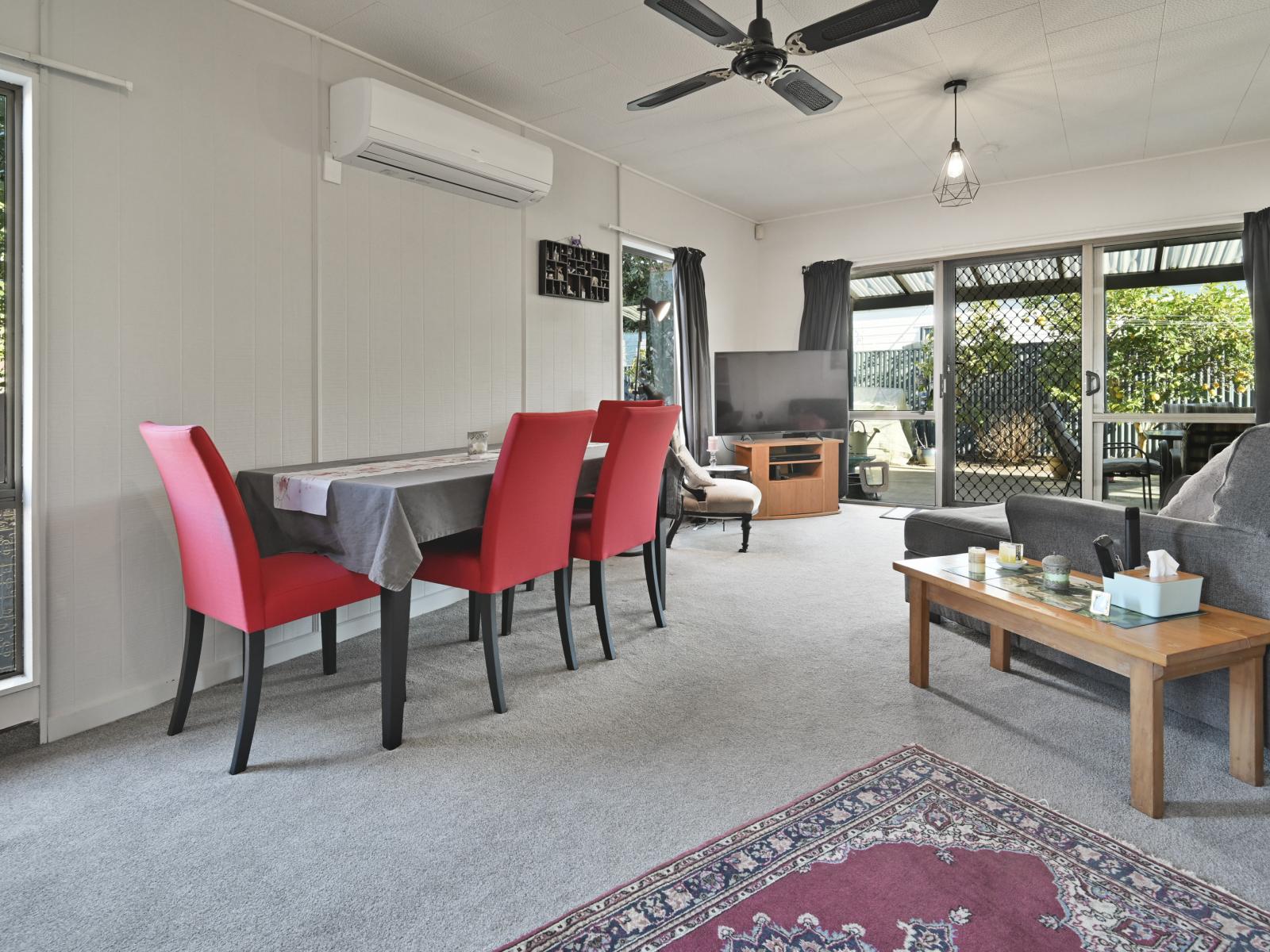 807D Avenue Road East, Parkvale