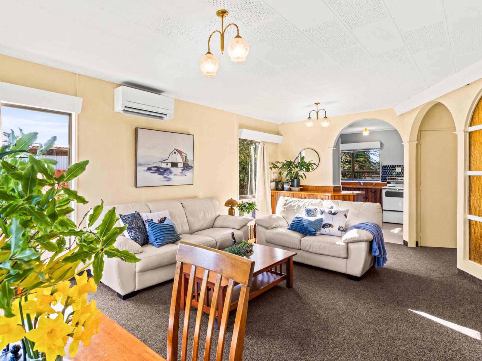 807C Avenue Road East, Parkvale