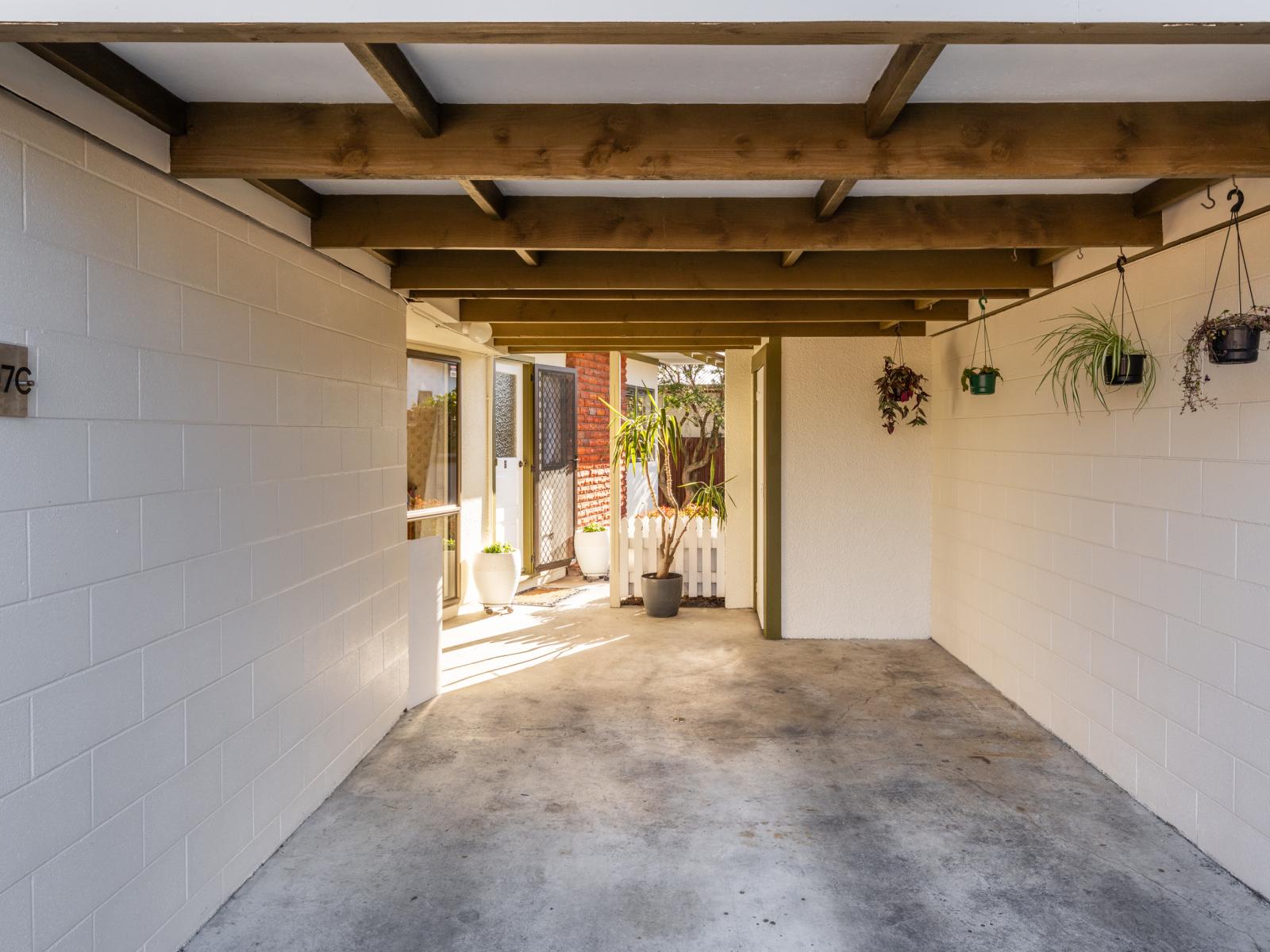 807C Avenue Road East, Parkvale