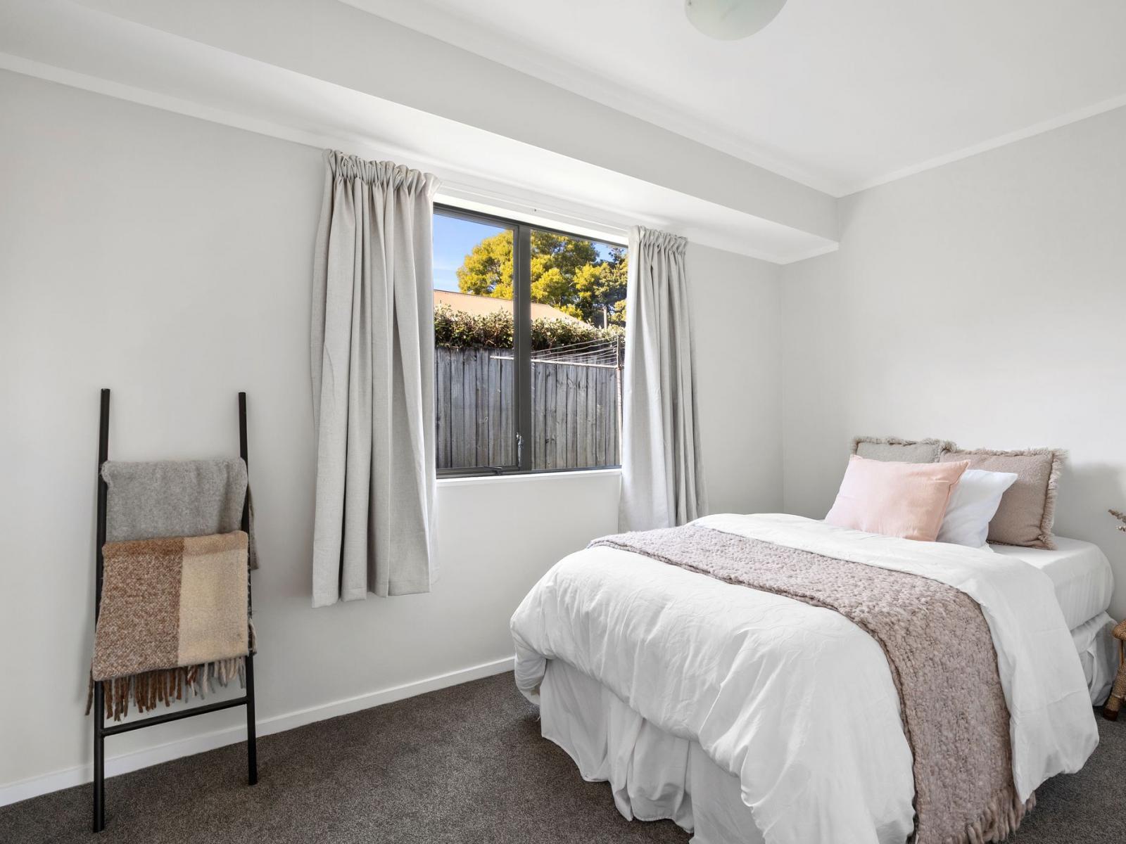 10 Burns Street, Leamington