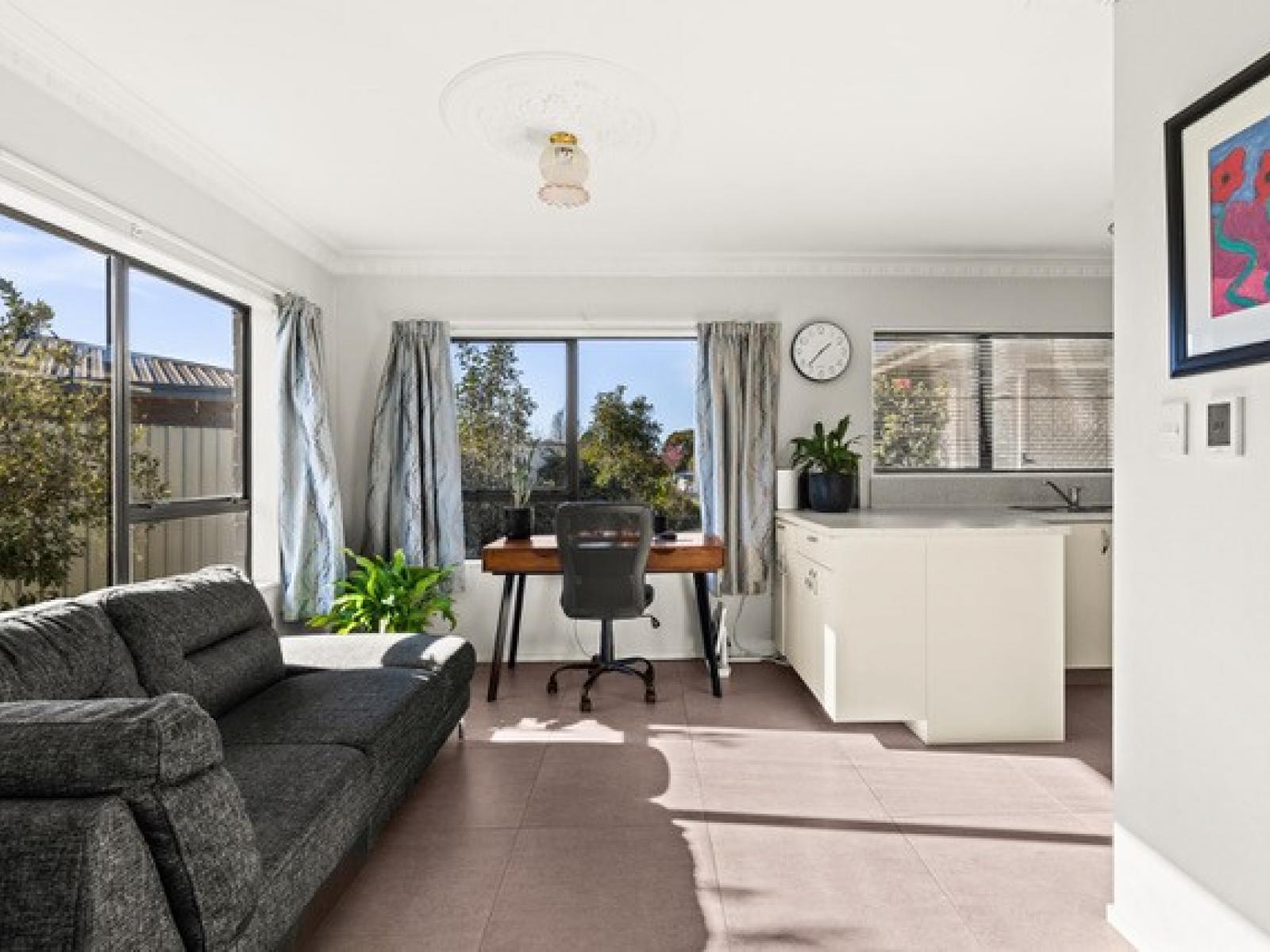 34 Roskilda Crescent, Taradale