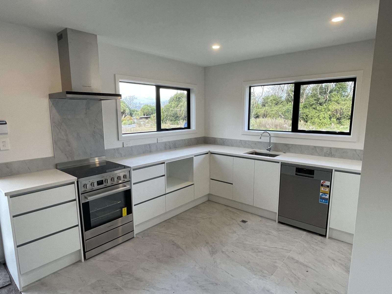 7 Winnie Close, Acacia Bay