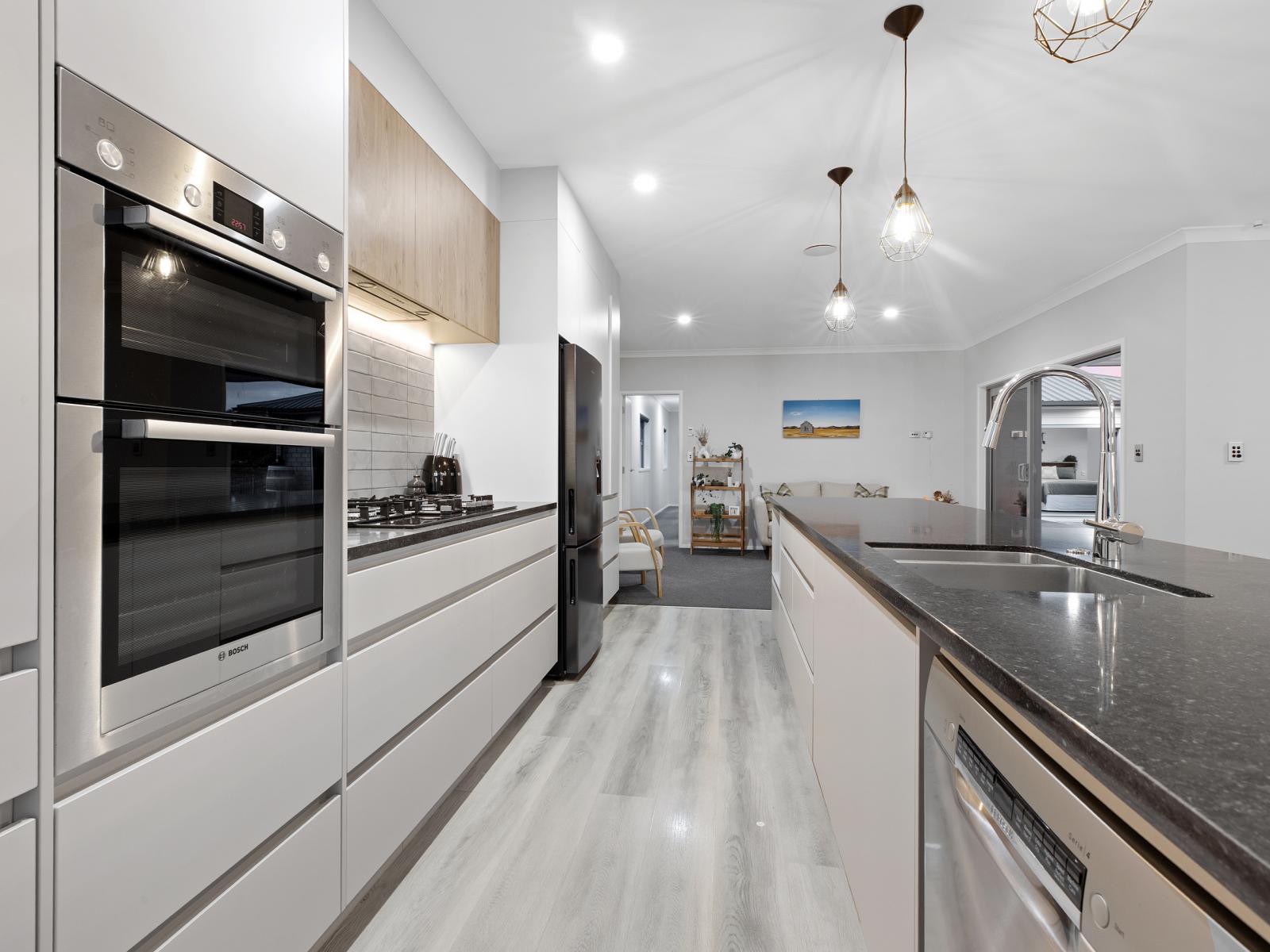 111 Oteki Park Drive, Welcome Bay