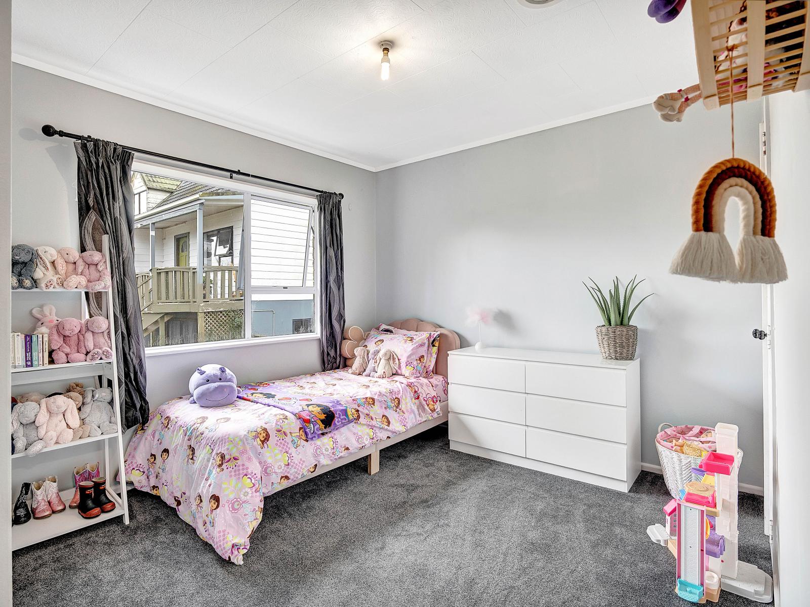 1263 Egmont Road, Egmont Village