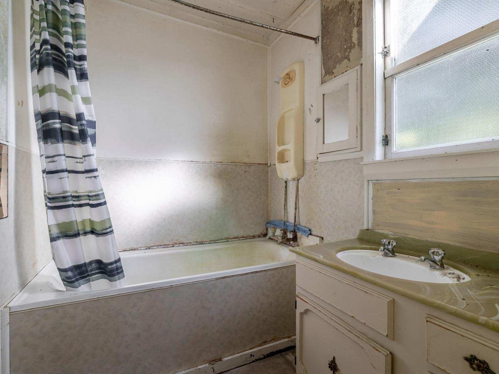460 Troup Road, Woodville