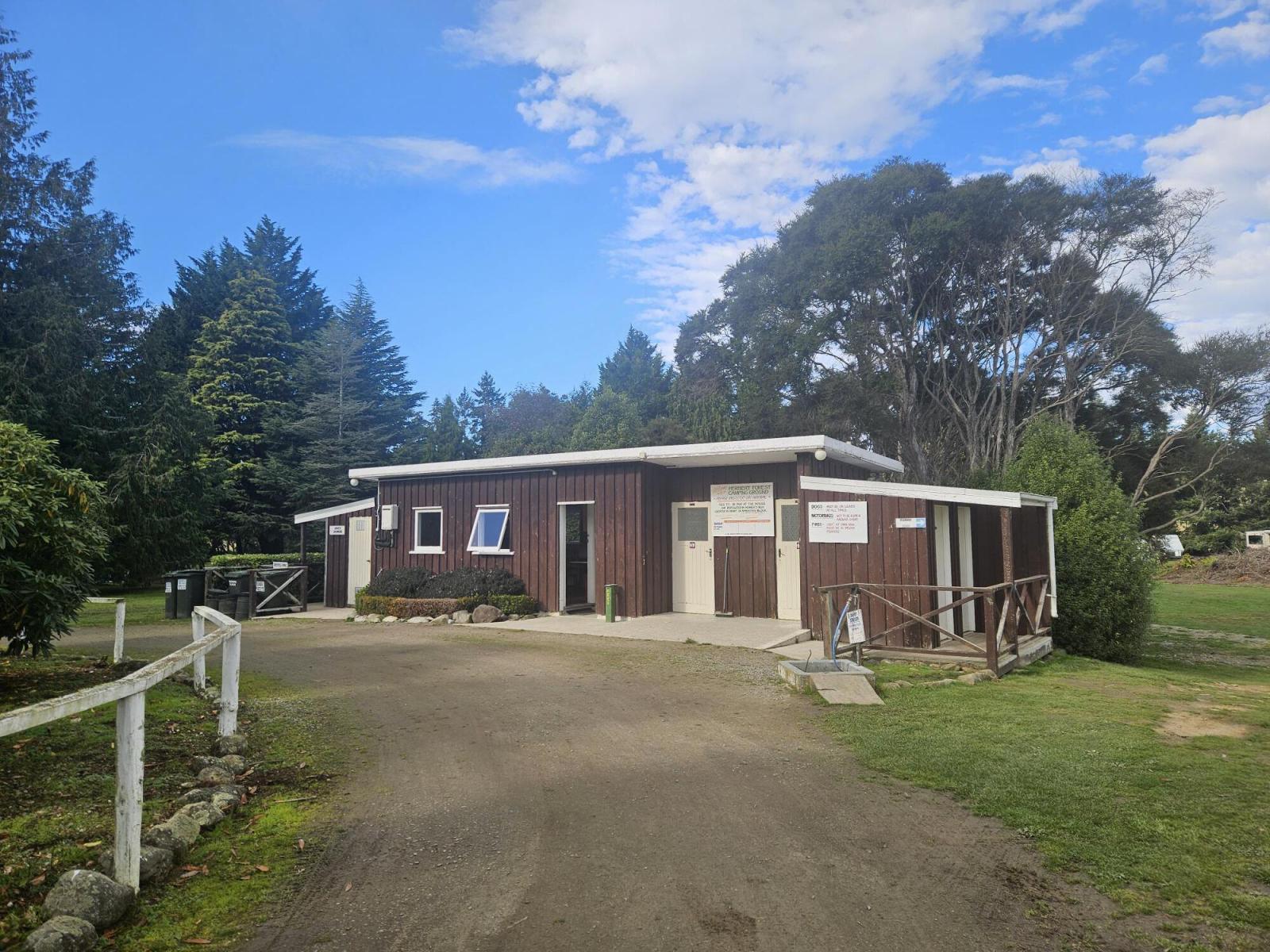 99 Breakneck Road, Herbert