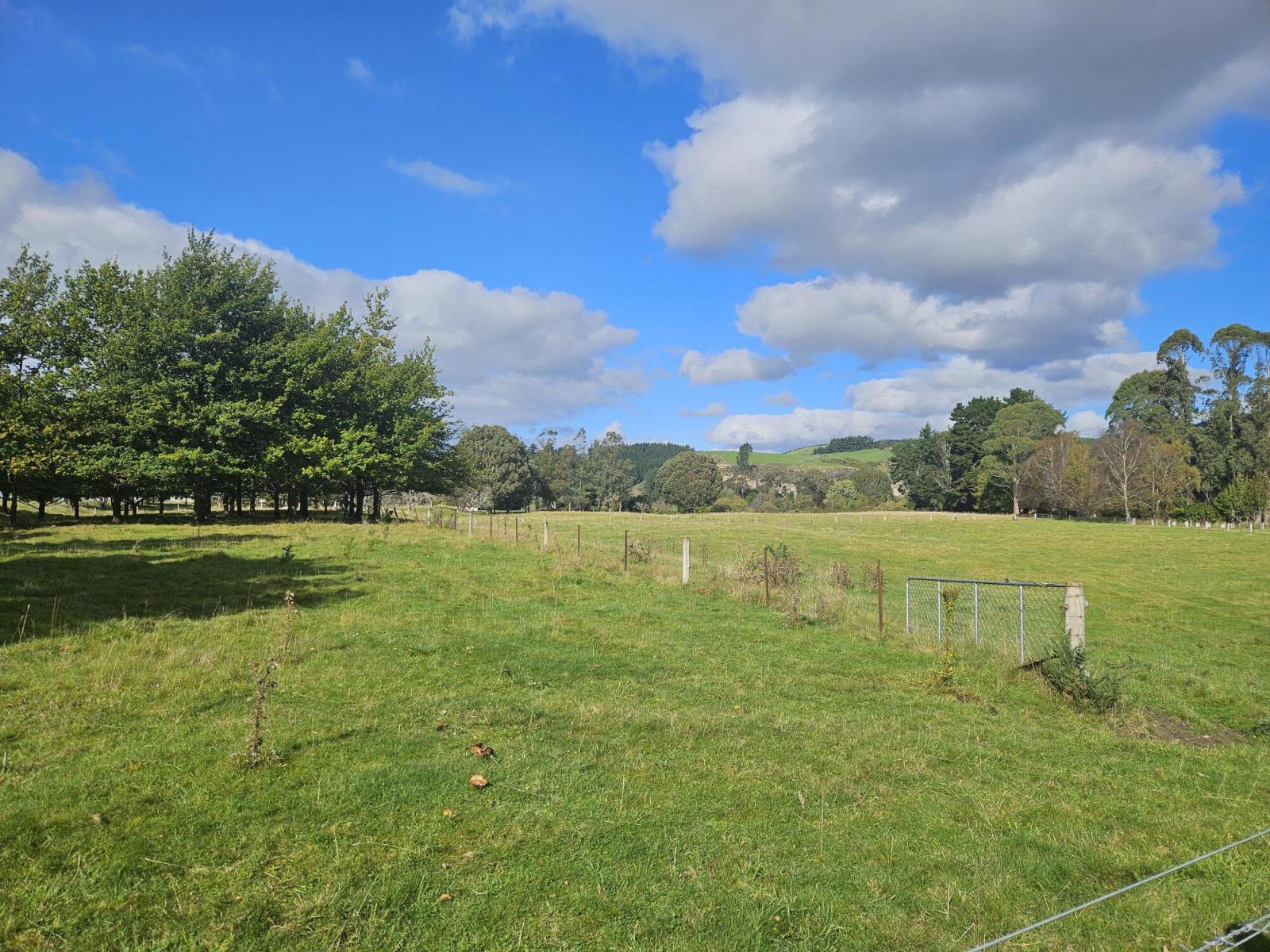 99 Breakneck Road, Herbert